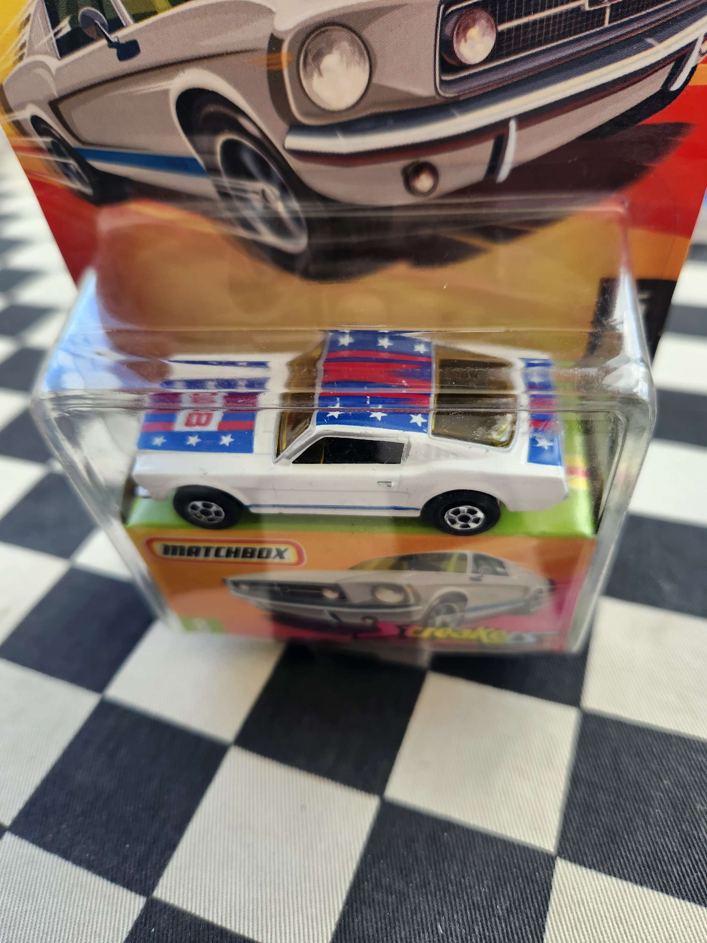 Matchbox 2006 Streakers #8 1965 Ford Mustang GT
