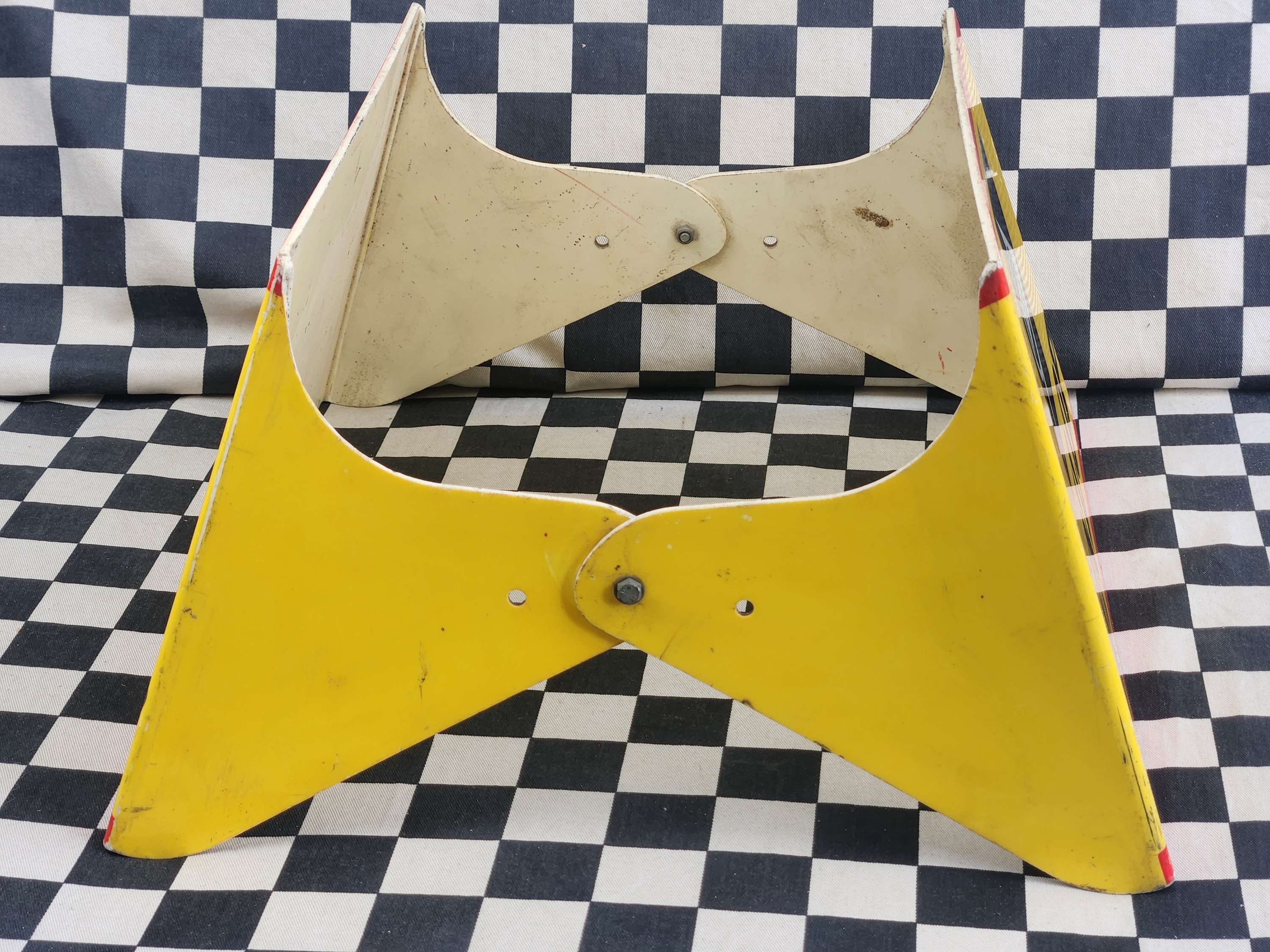 Dunlop Tyre Display Stand Advertising Mancave Collectable
