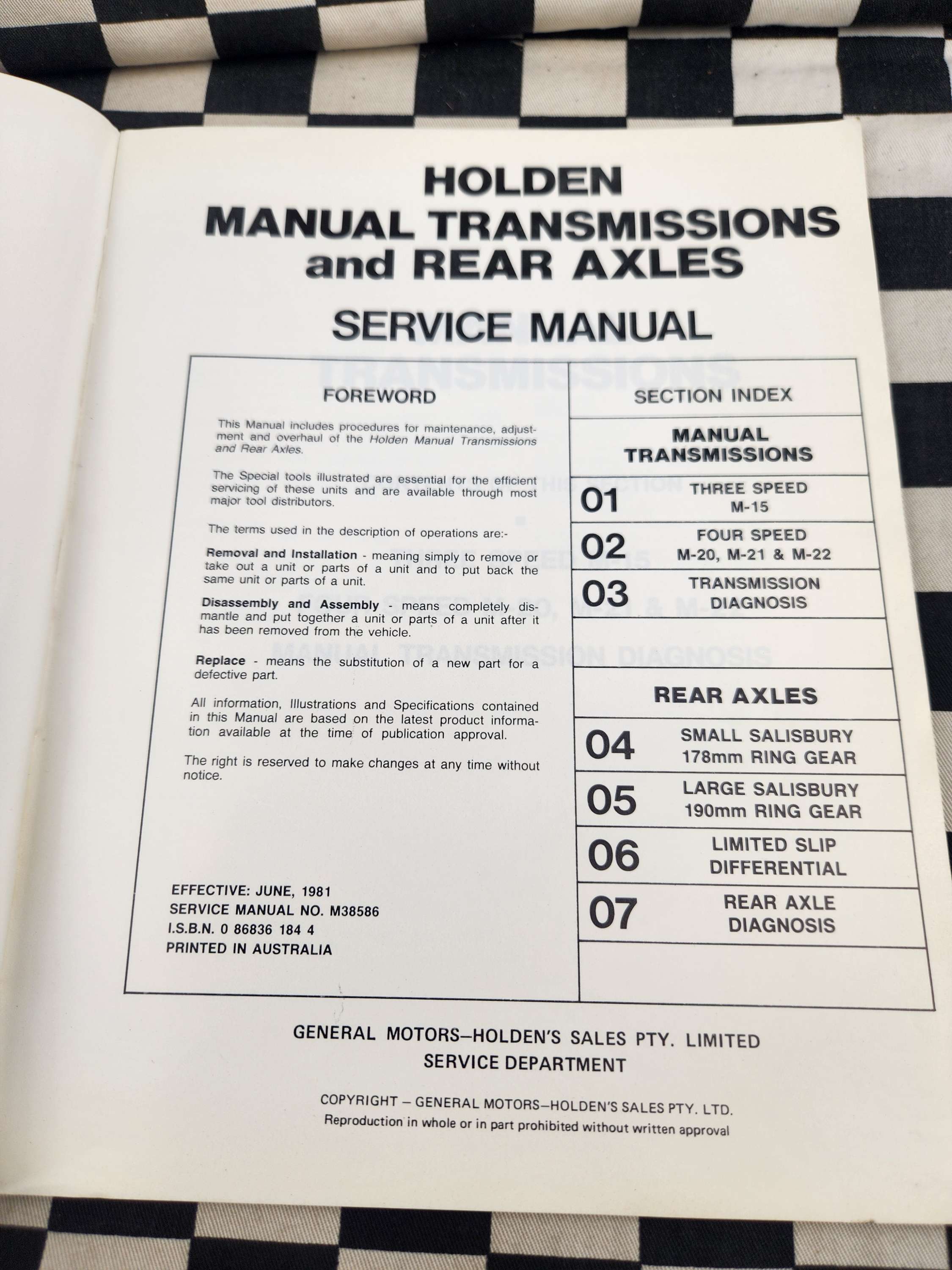 Genuine Holden Manual Transmission M20 M21 & Rear Axle Salisbury Workshop Manual