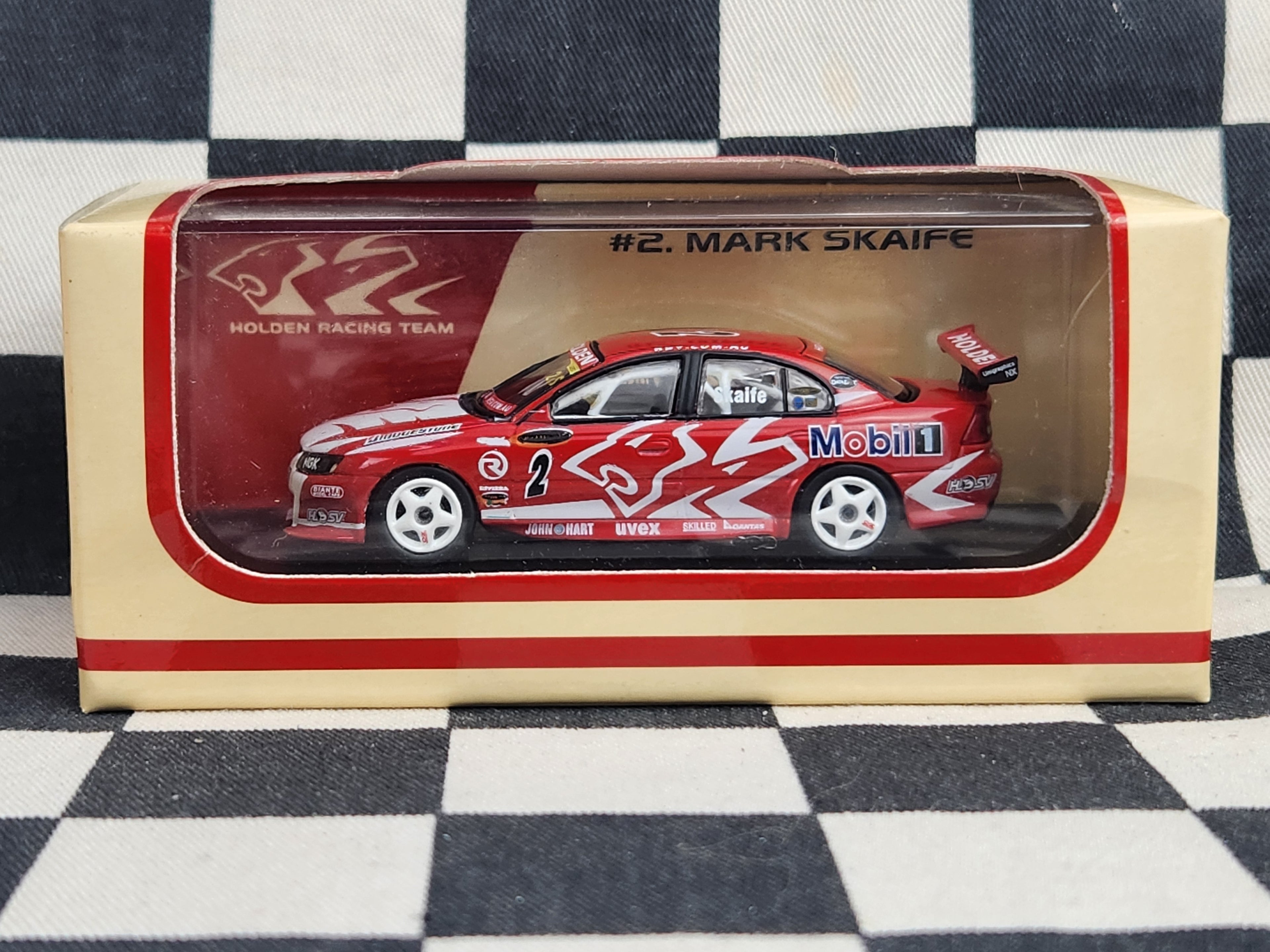 Biante 1:64 Holden Racing Team 2005 VZ Commodore #2 Skaife