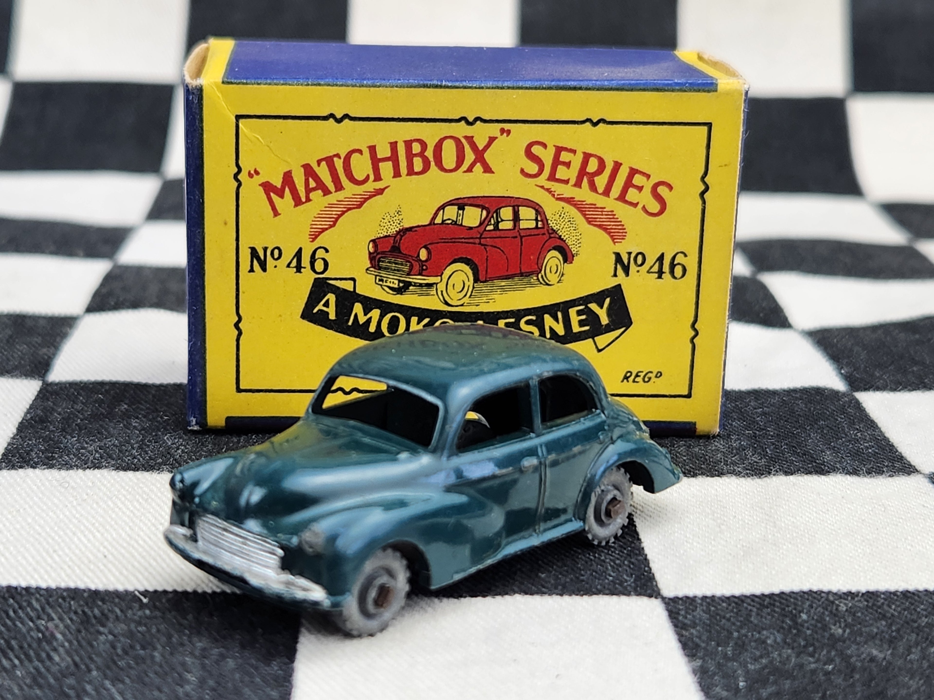 Matchbox Lesney Moko No46 Morris Minor in Original Box