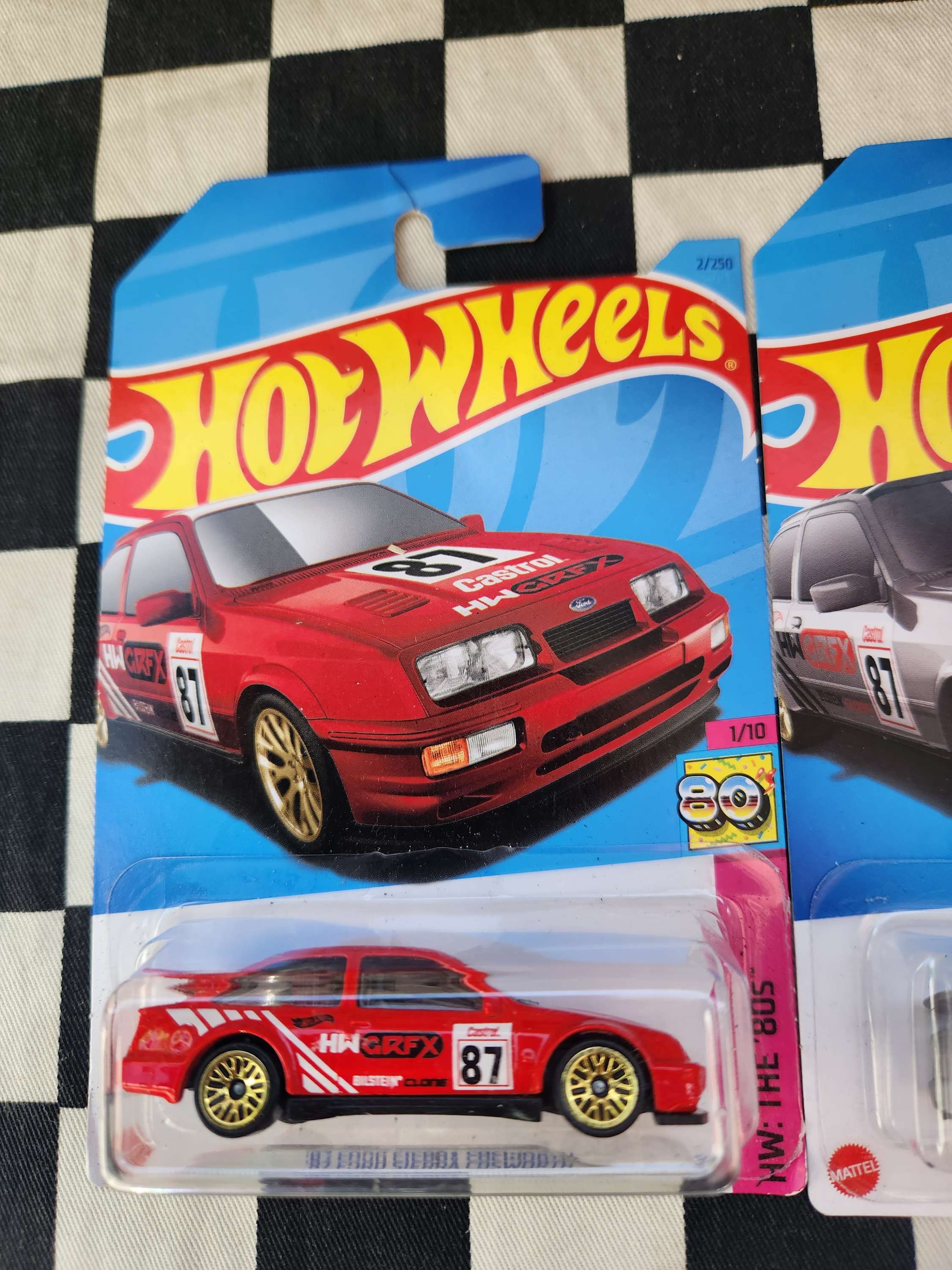 Hot Wheels 2023 The 80s 87 Ford Sierra Cosworth Choice of 2 Colours