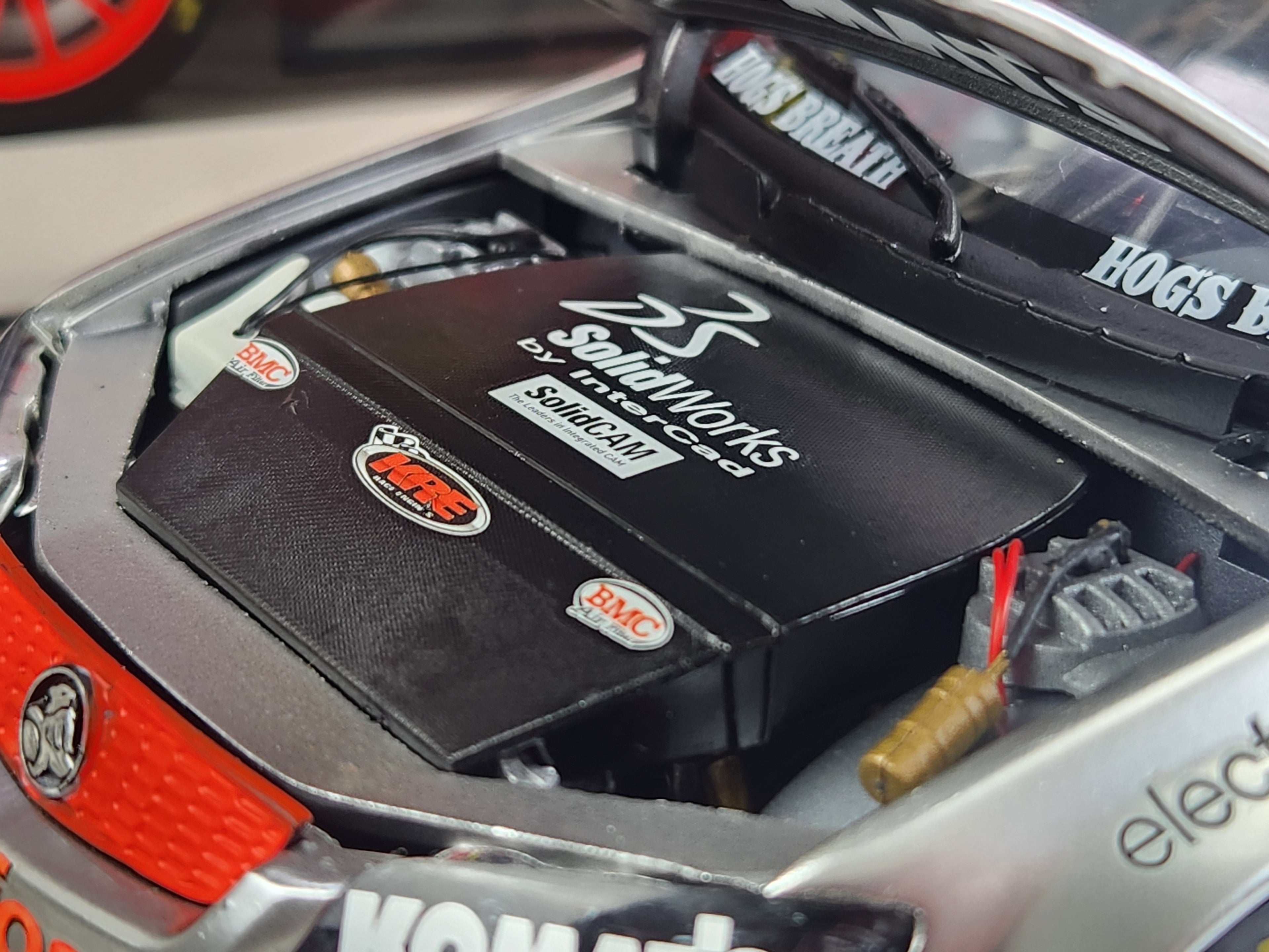 Classic Carlectables 1:18 Holden VE II Commodore 2012 Lowndes End of an Era