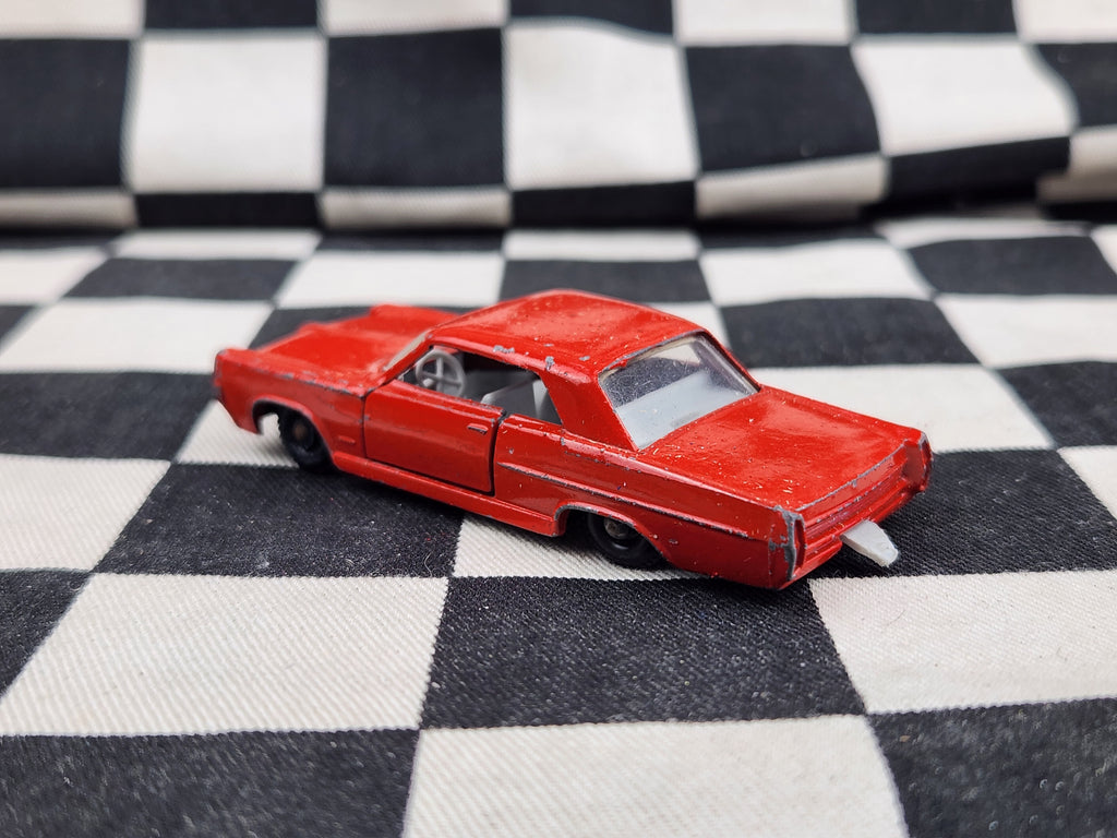 Vintage Loose Matchbox Lesney Pontiac G.P Sports Coupe Red