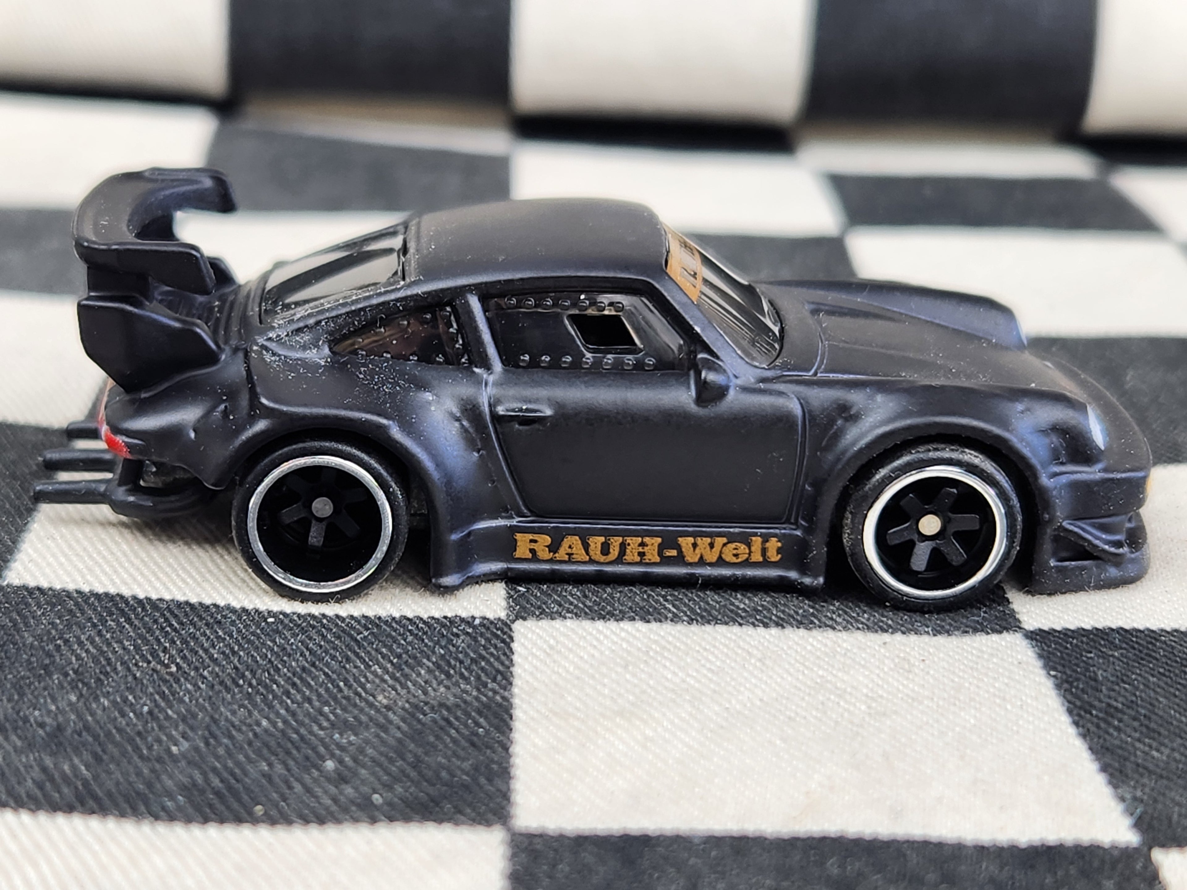 Loose Hot Wheels Silhouettes RWB Porsche 930
