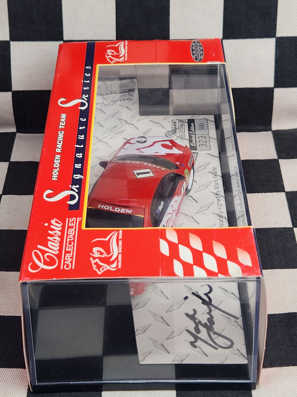Classic Carlectables 1:43 Signed Holden Racing Team 2001 Commodore #1 Skaife