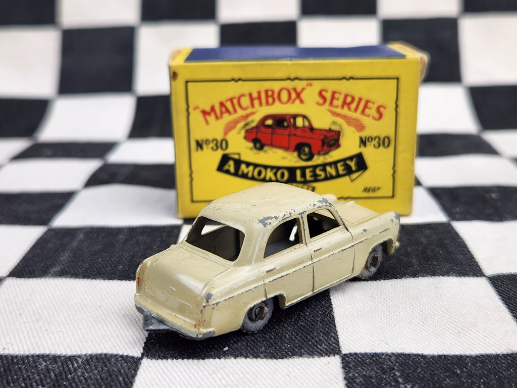 Matchbox Lesney Moko No30 Ford Prefect in Original Box