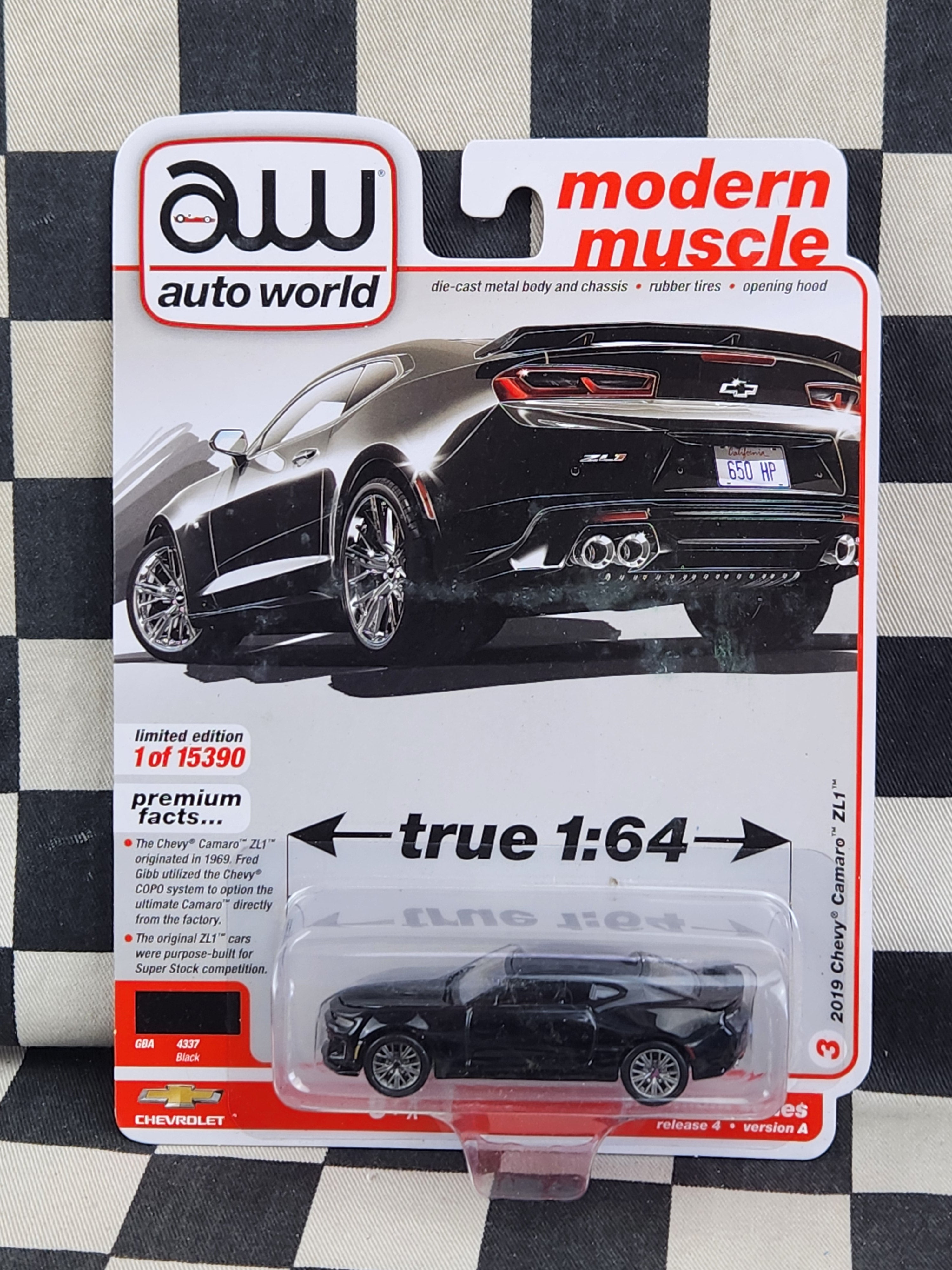 Auto World Modern Muscle 2019 Chevy Camaro ZL1 Black