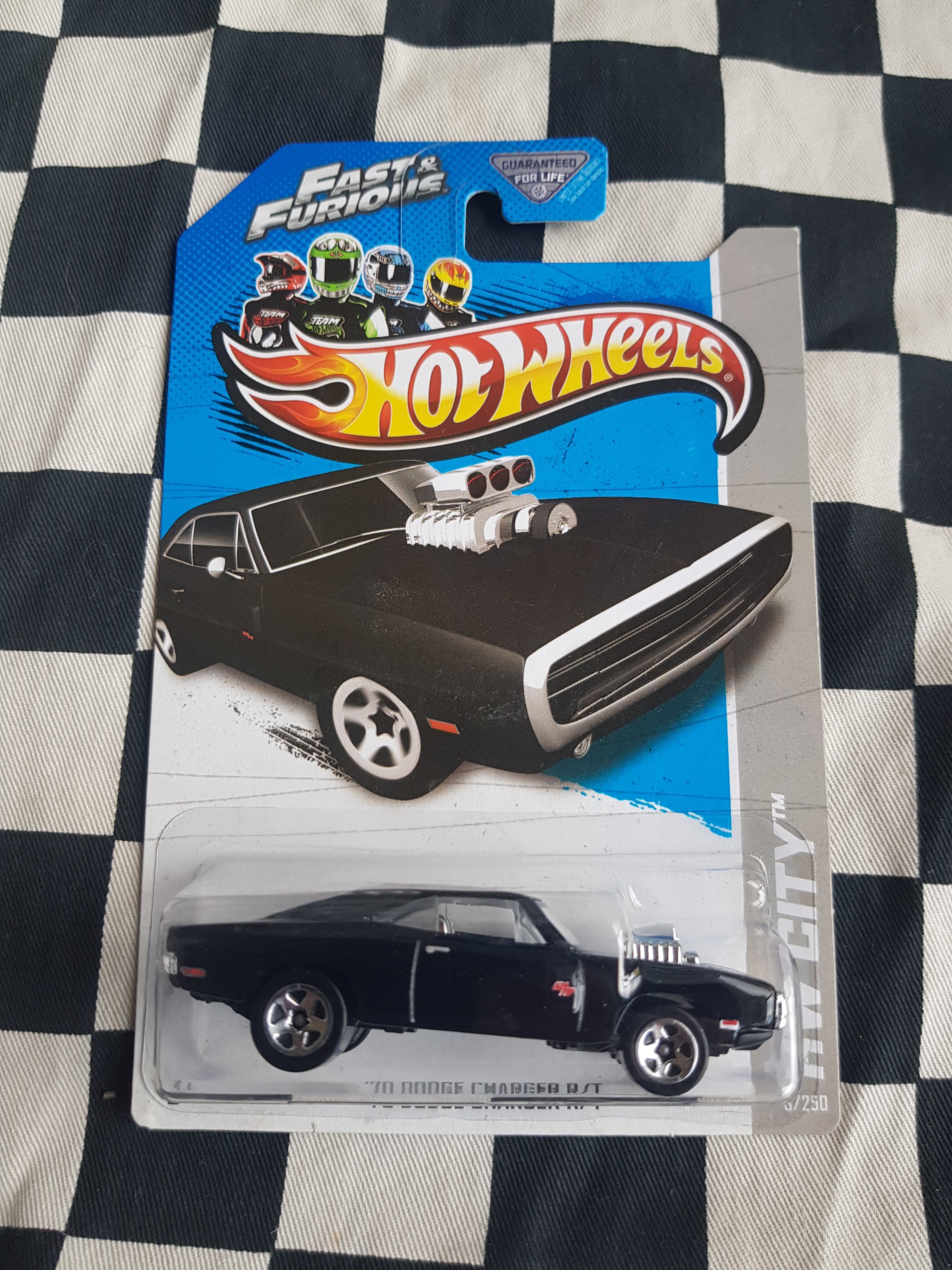 Hot Wheels Fast & Furious 70 Dodge Charger R/T Mainline Card
