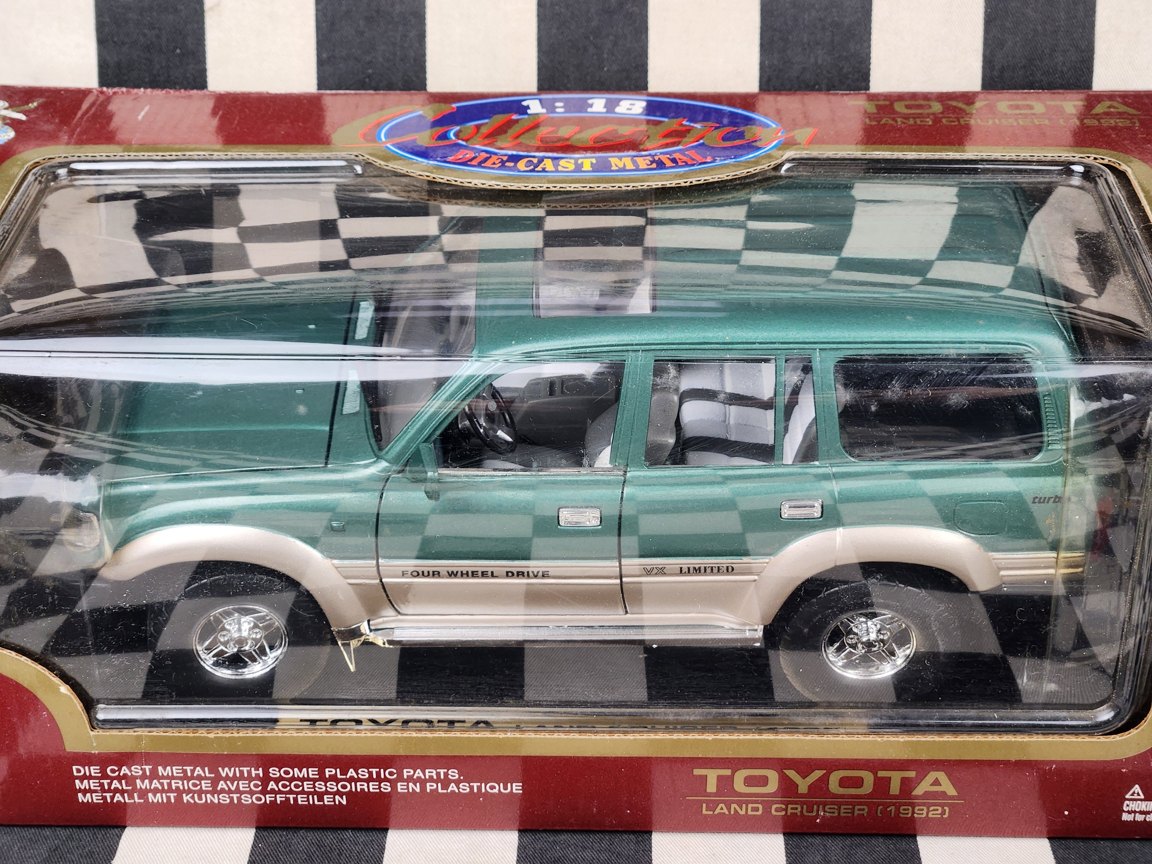 Road Legends 1:18 1992 Toyota Land Cruiser 80 Series