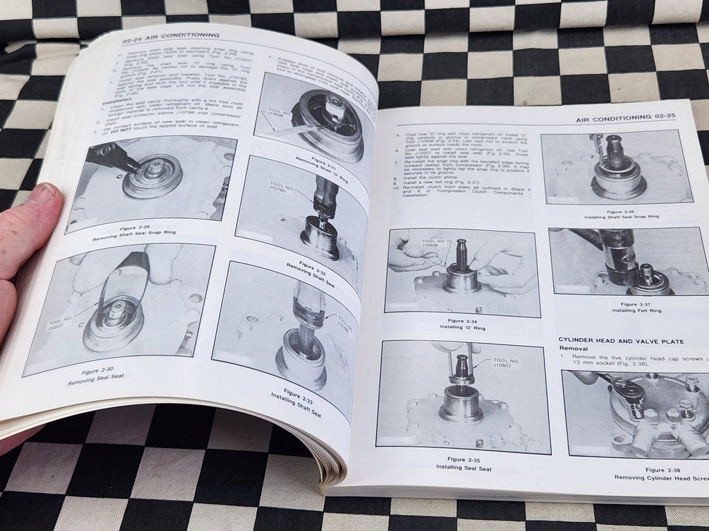 Genuine Holden VH Commodore Workshop Manual Supplement