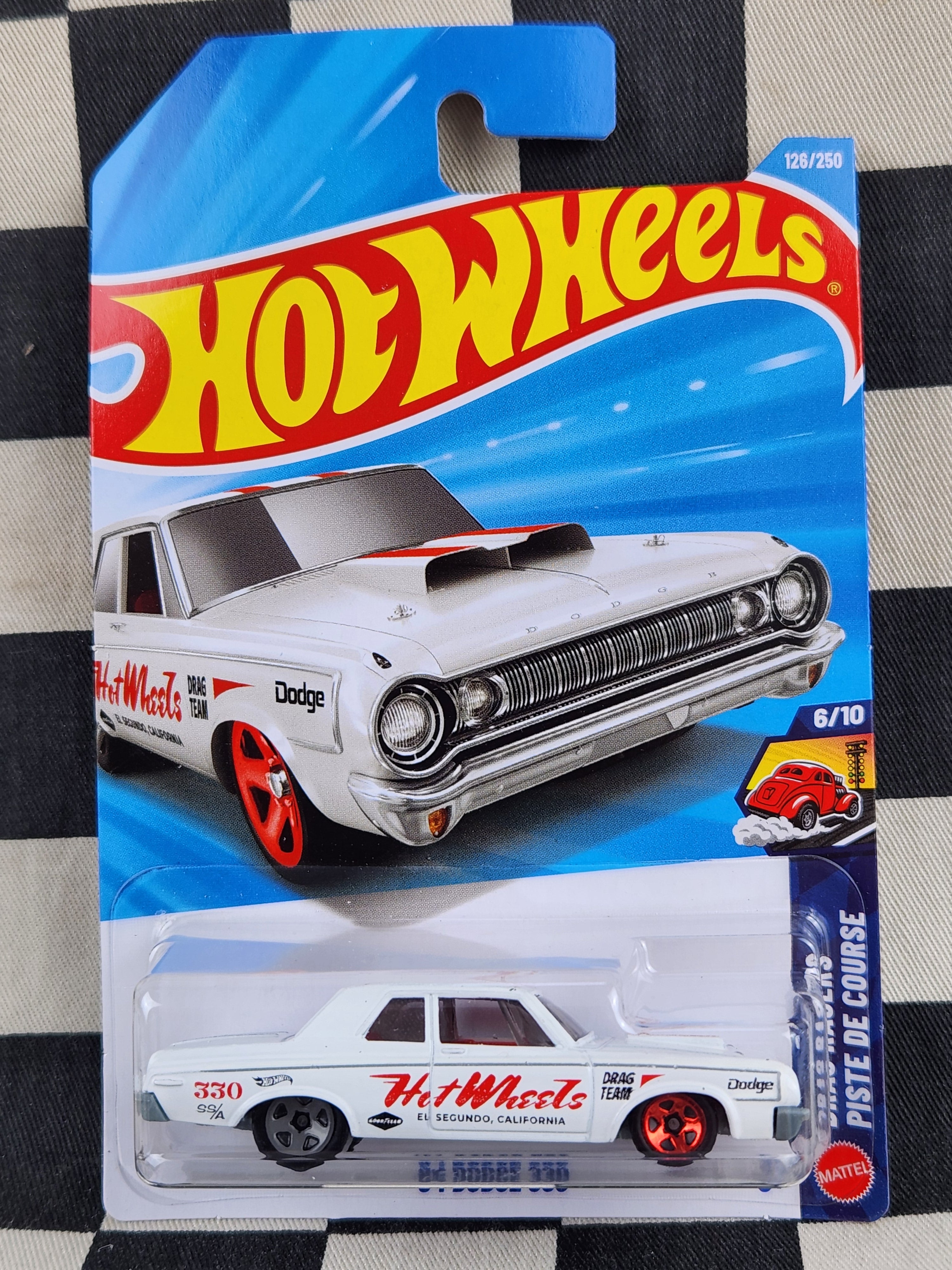 Hot Wheels 2026 Drag Racers 64 Dodge 330