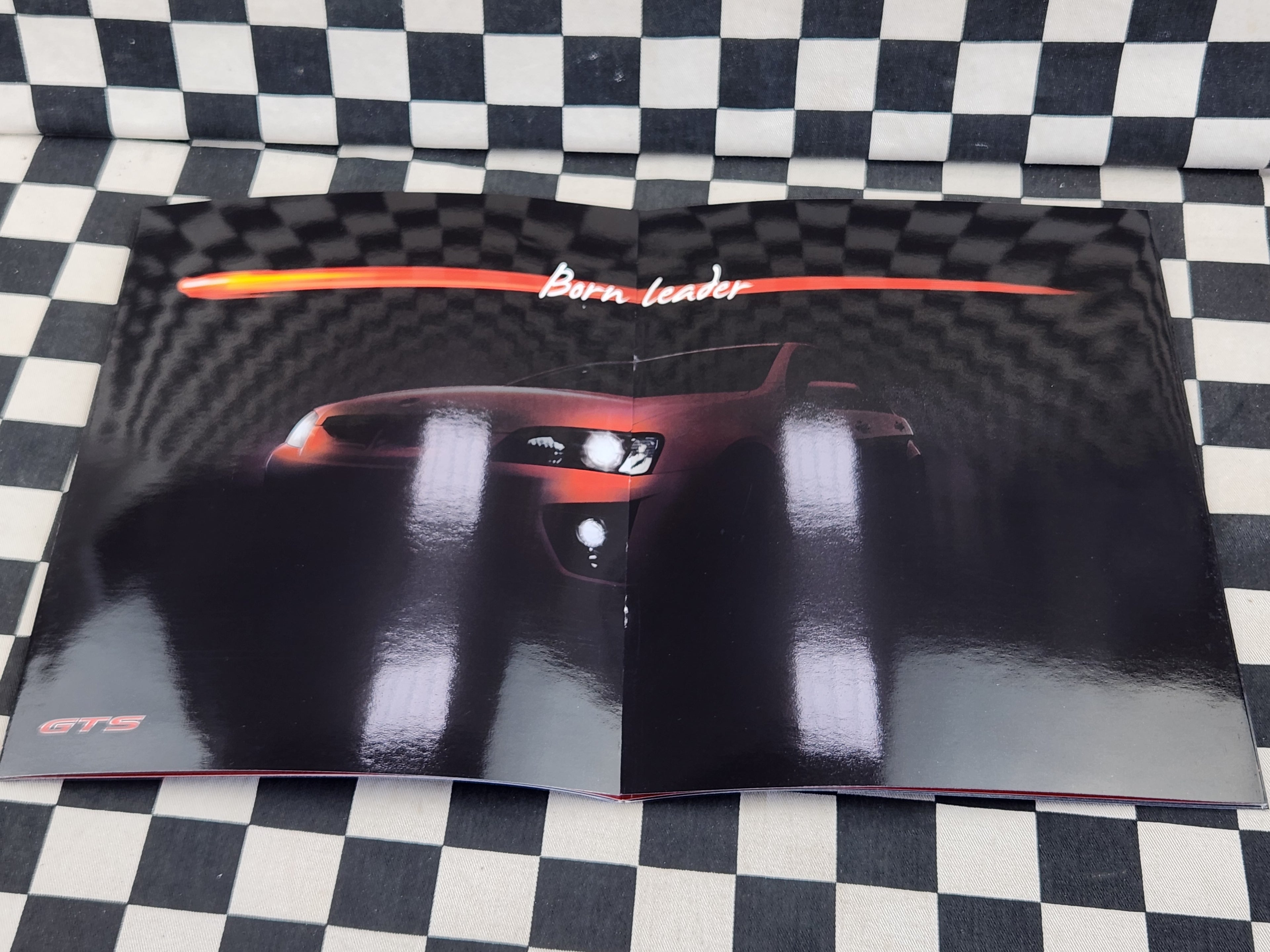 HSV Holden Commodore VE  Series Sales Brochure