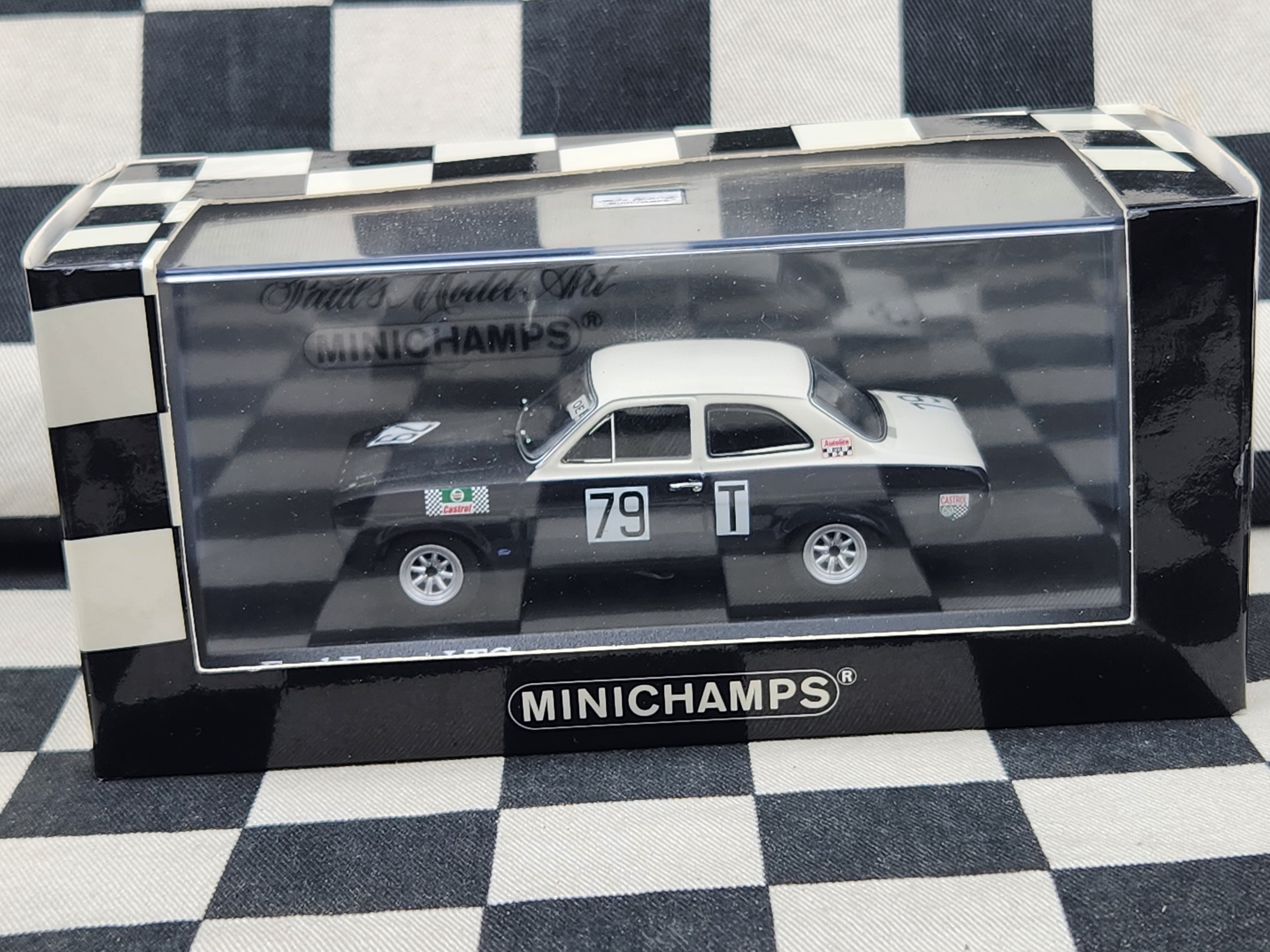 Minichamps 1:43 Ford Escort Mk1 TC 500km Nurburgring 1968 Rolf Stommelen