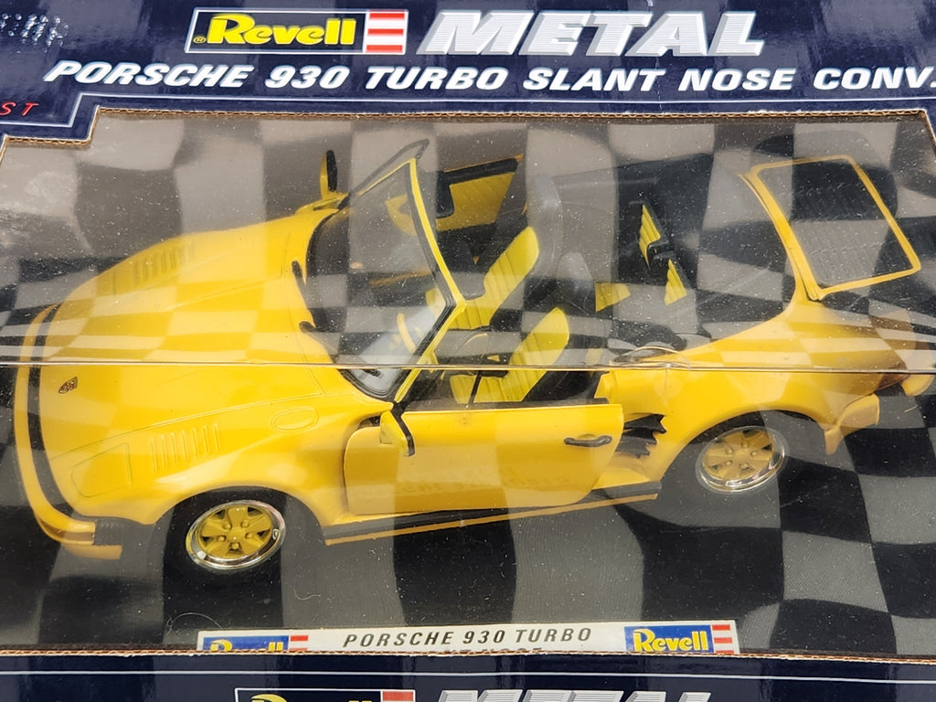 1:18 Revell Metal Porsche 930 Turbo Slant Nose Convertible