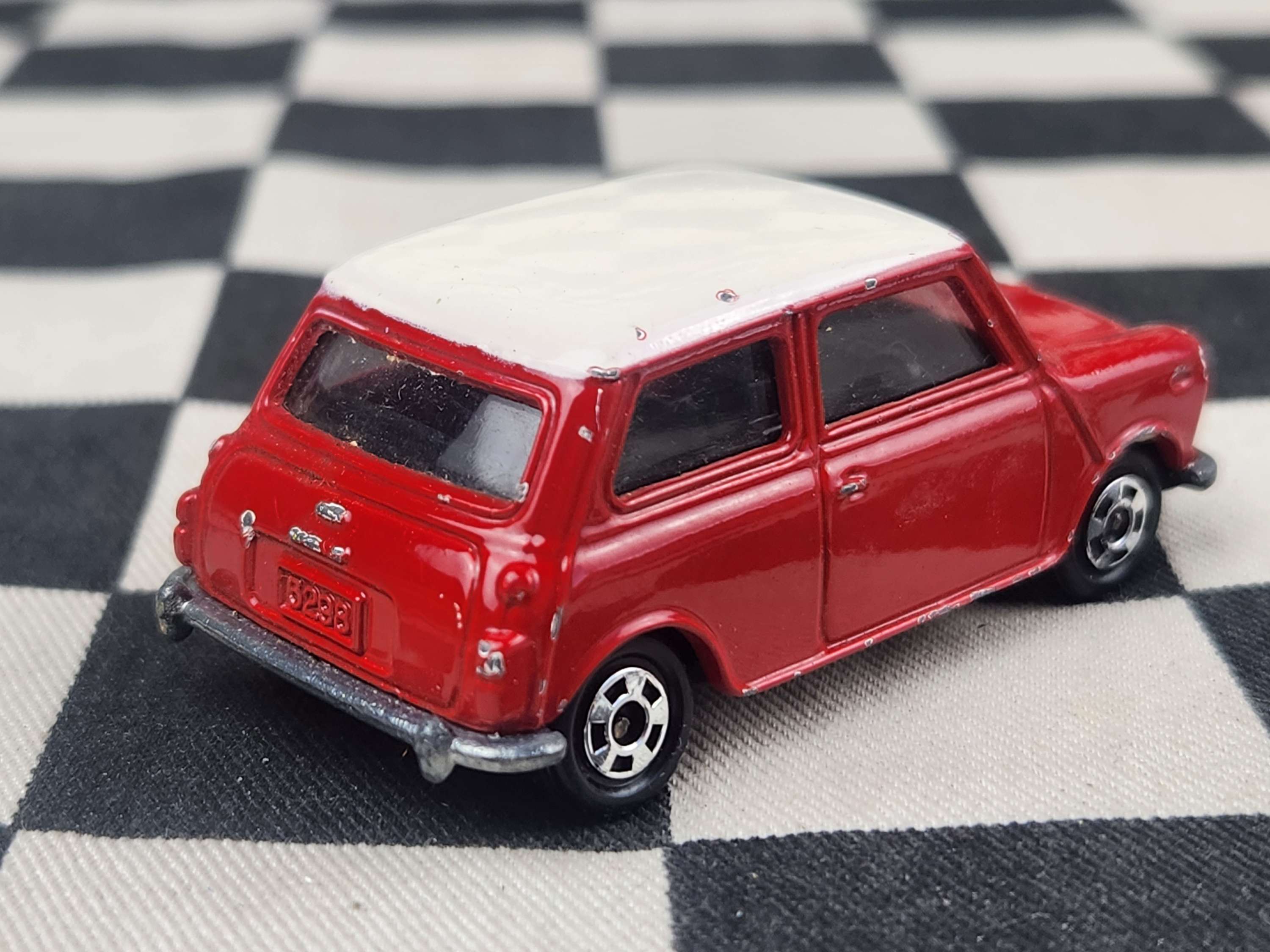 Vintage Loose Tomica BLMC Mini Cooper S Mk III Red