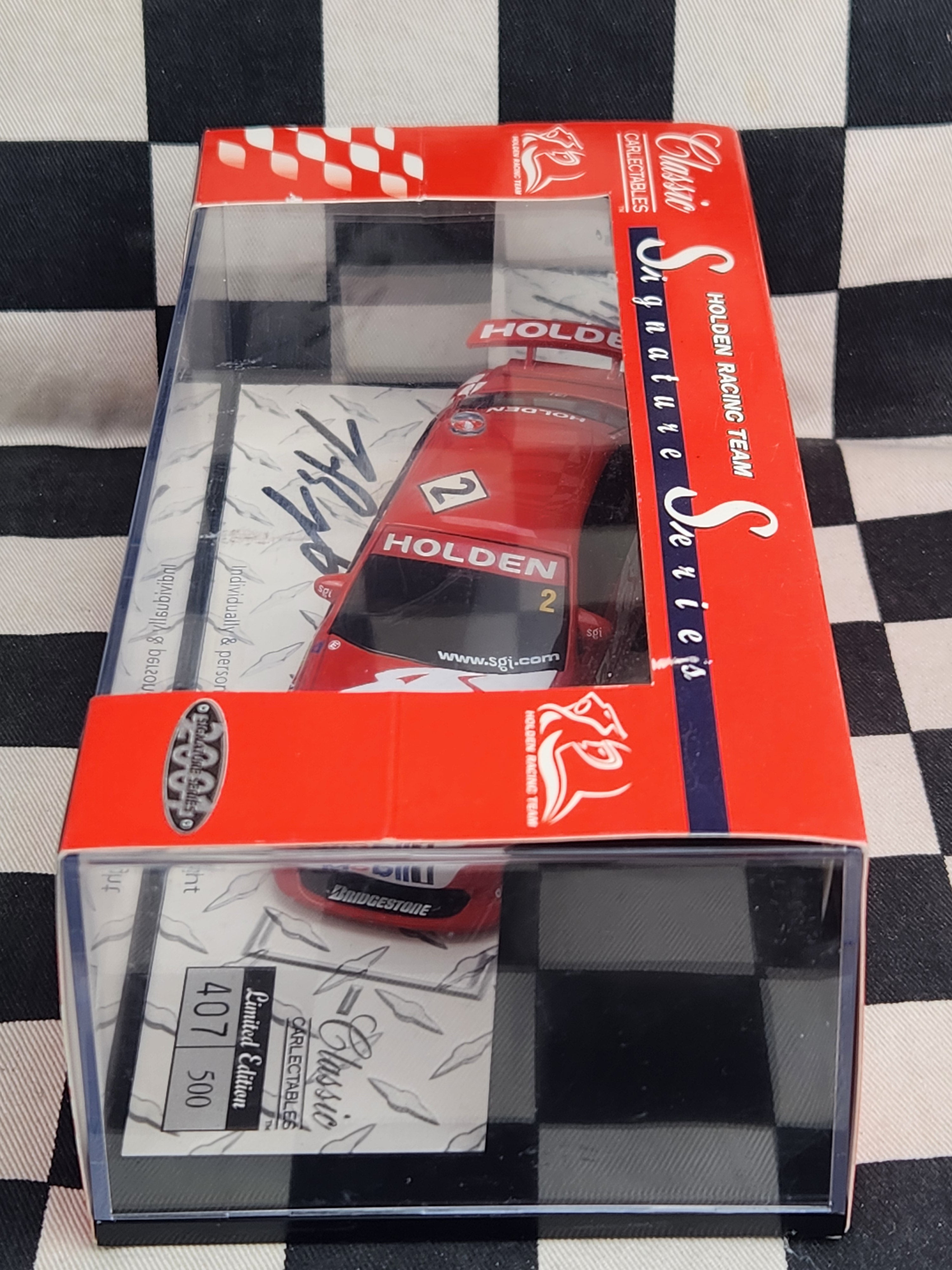 Classic Carlectables 1:43 Signed Holden Racing Team 2001 Commodore #2 Bright