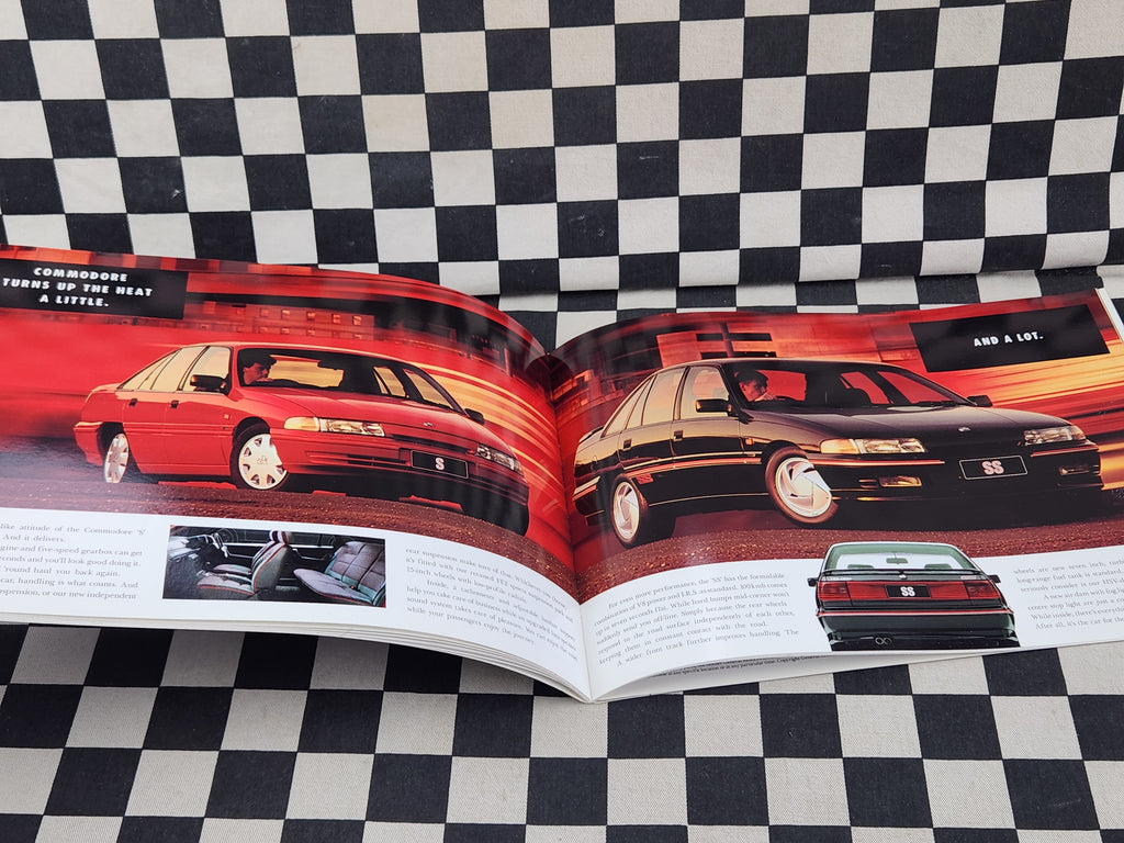 VP Holden Commodore V6 V8 Executive Berlina SS Sales Brochure