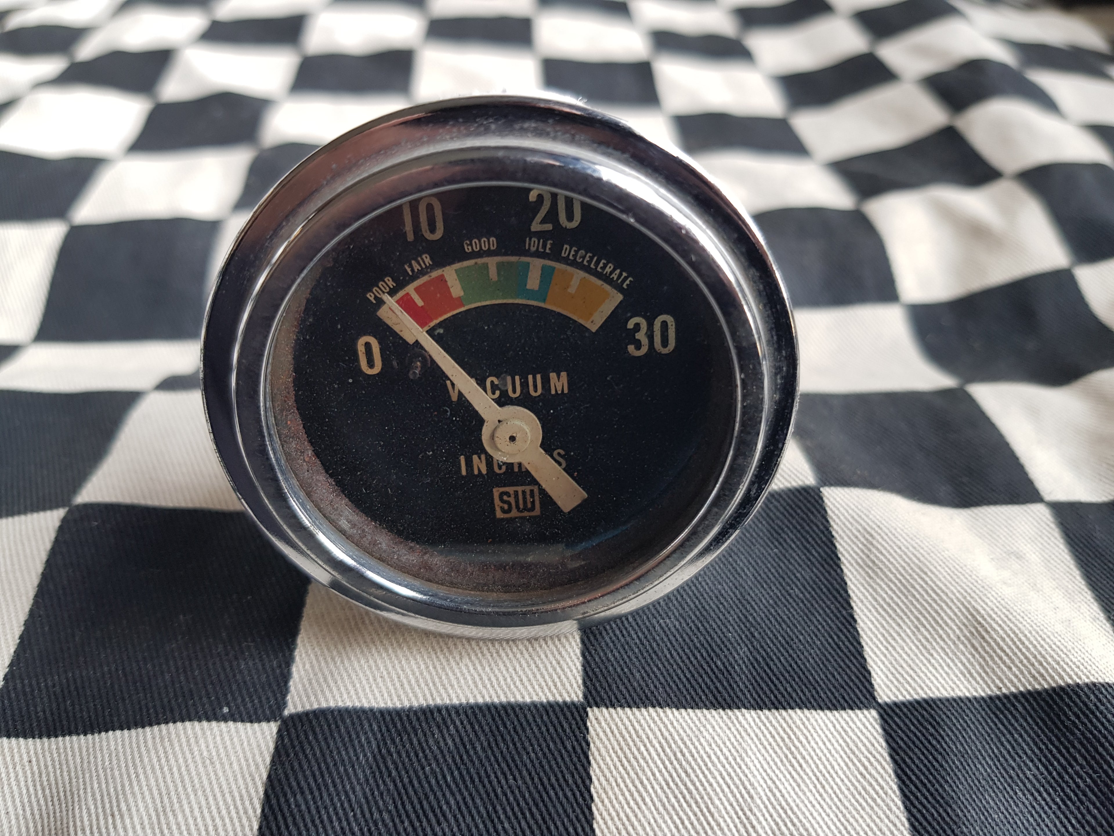 Original Stewart Warner Vaccum Gauge