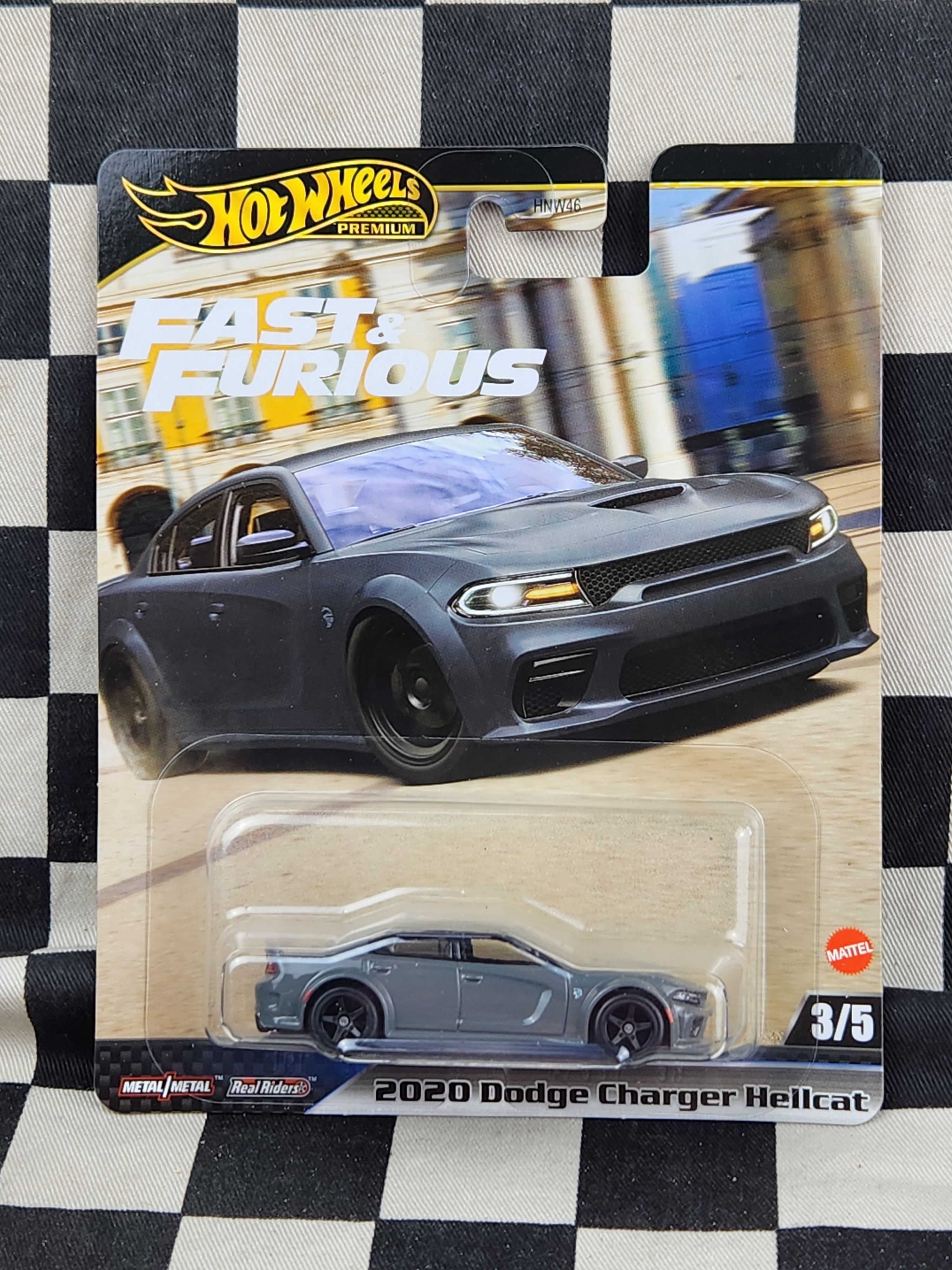 Hot Wheels Premium Fast & Furious 2020 Dodge Charger Hellcat