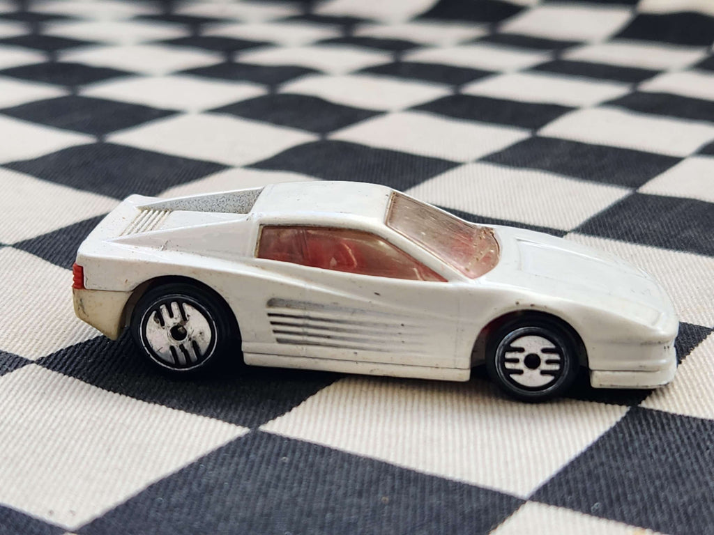 Vintage Loose Hot Wheels Ferrari Testarossa White