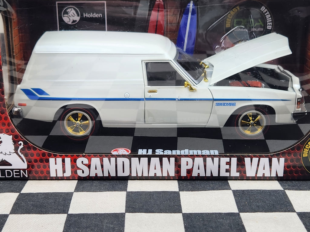 DDA Detailed Series 1:24 GOLD CHASE Holden HJ Sandman Panel Van