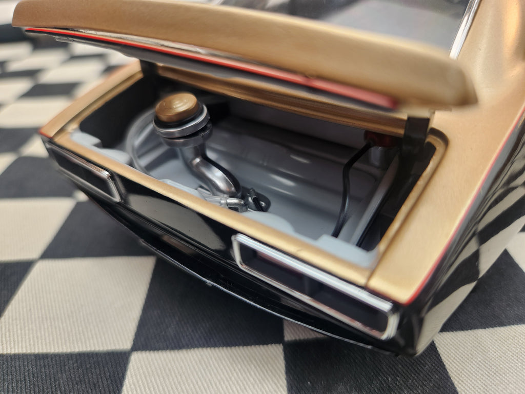 Gmp 1/18 1968 Smokey Yunik Camaro