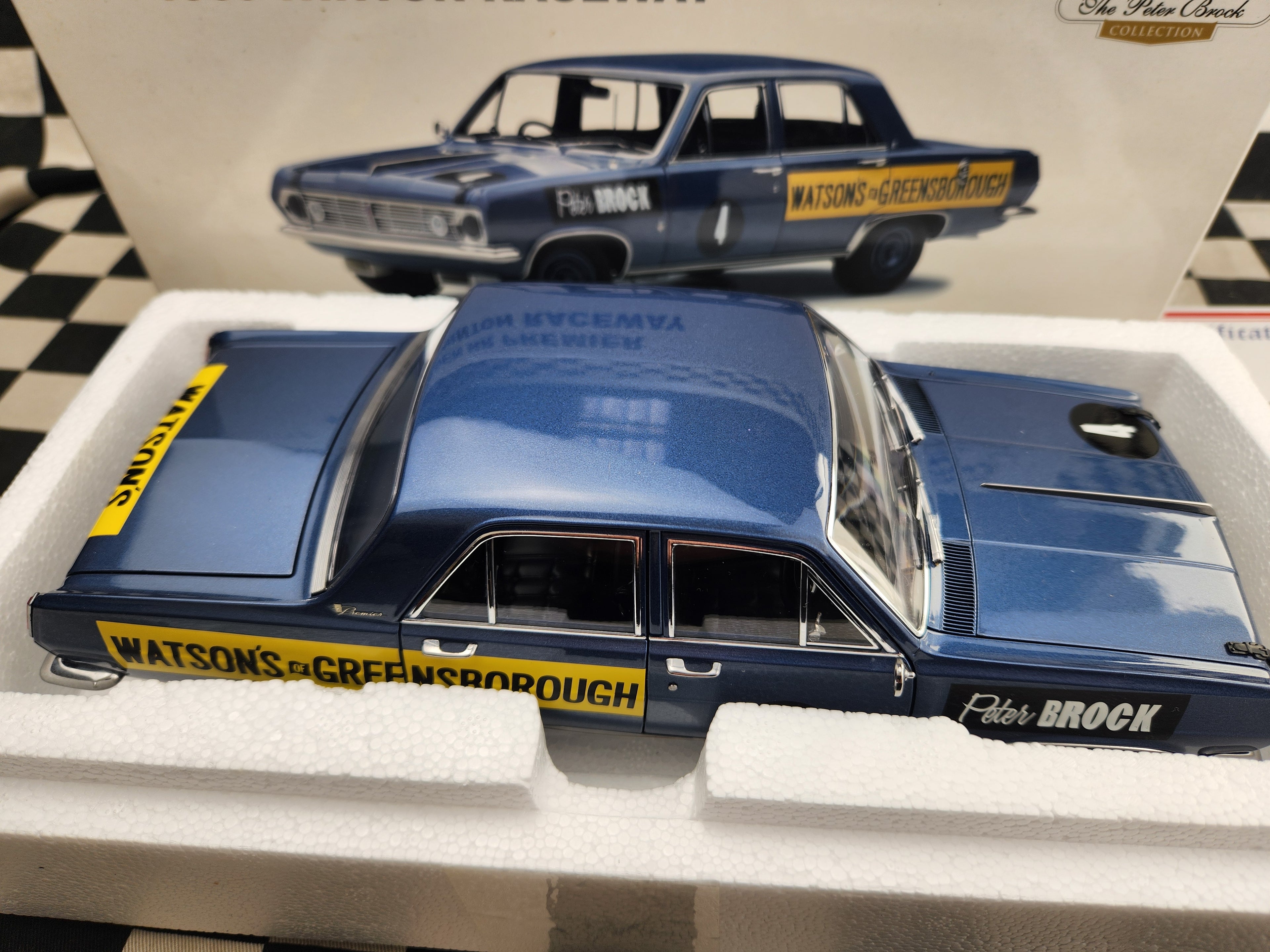 Autoart 1/18 Holden HR Premier Peter Brock 1969 Winton Raceway