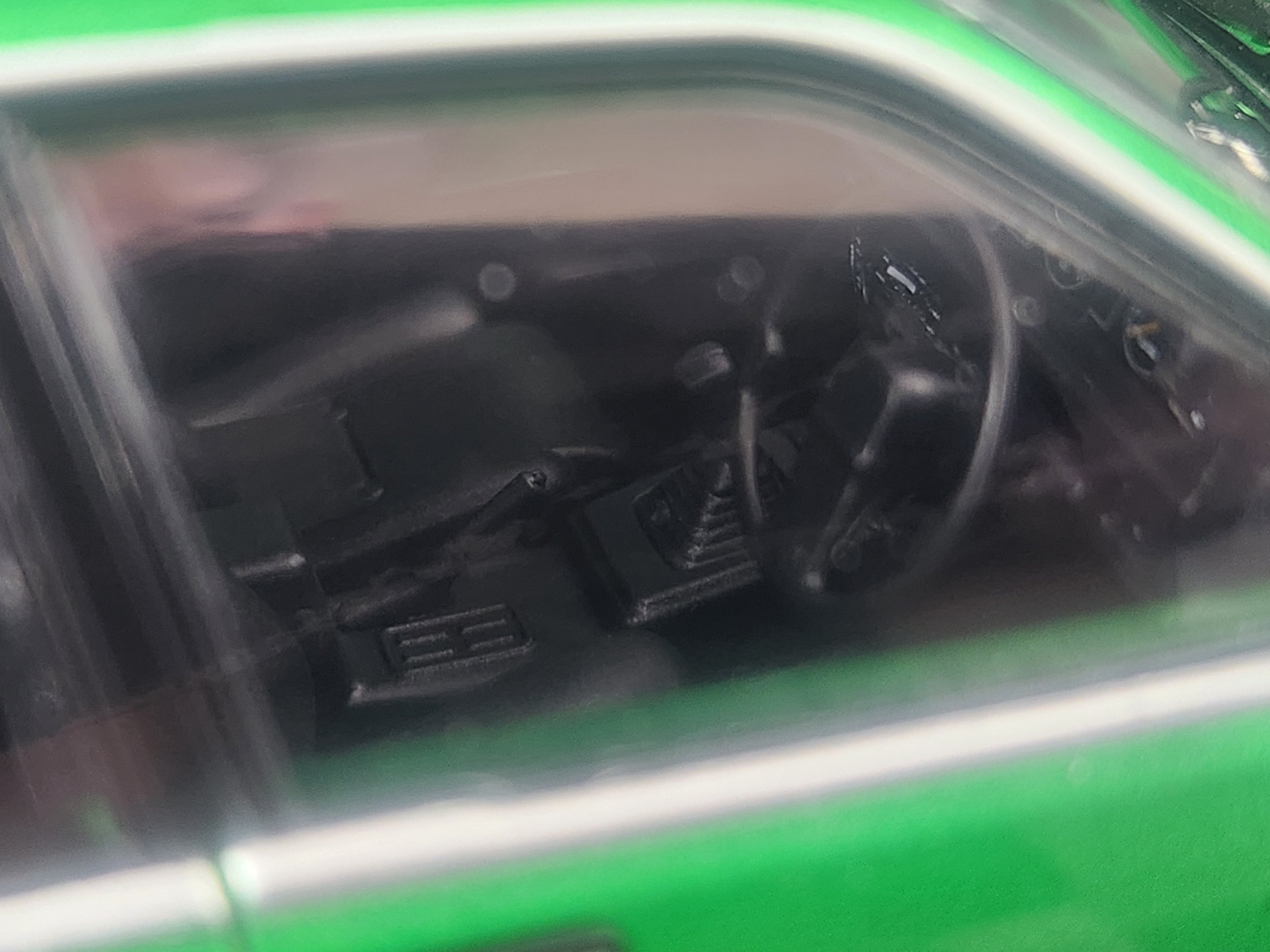 DDA Collectables 1:24 Blown Holden VL Calais Custom Green