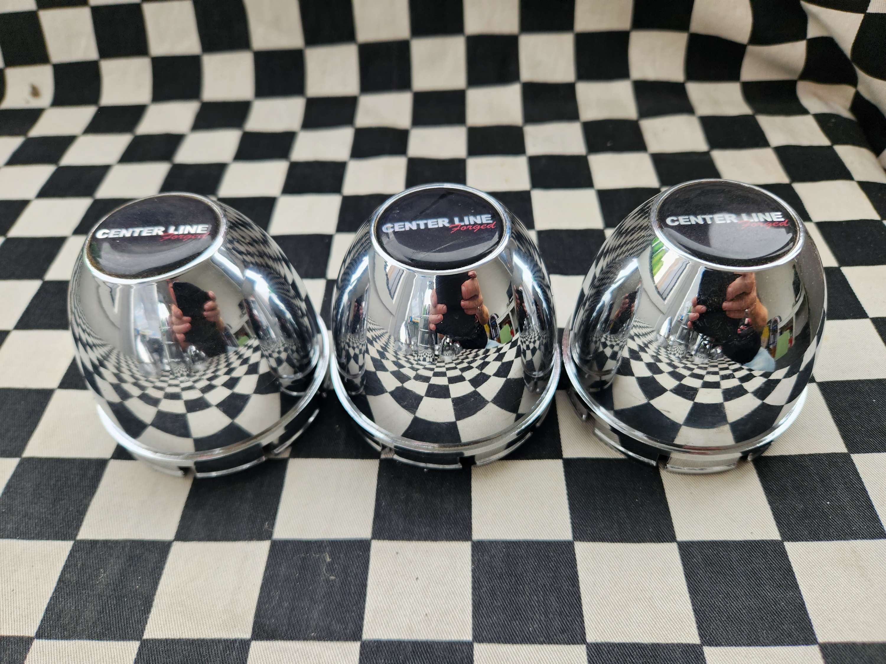 Centreline Push In Wheel Centre Caps Set of 3 only