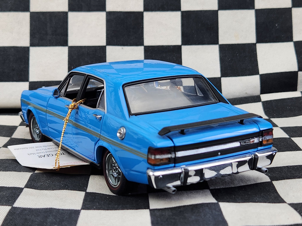 Trax 1:24 Superscale Ford Falcon XY GTHO Phase 3 True Blue