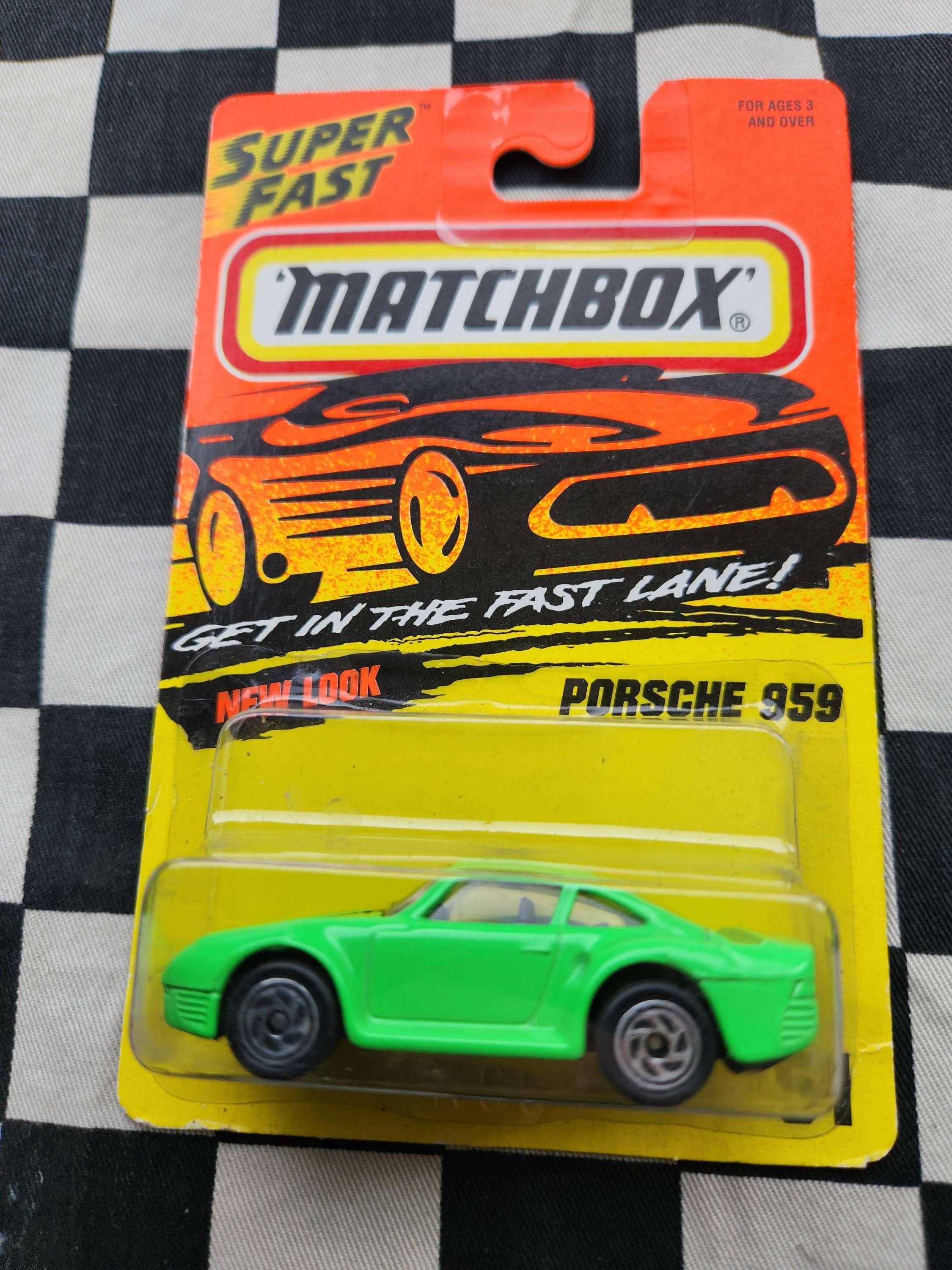 Matchbox Superfast 1995 Porsche 959 Choice of 2 Colours
