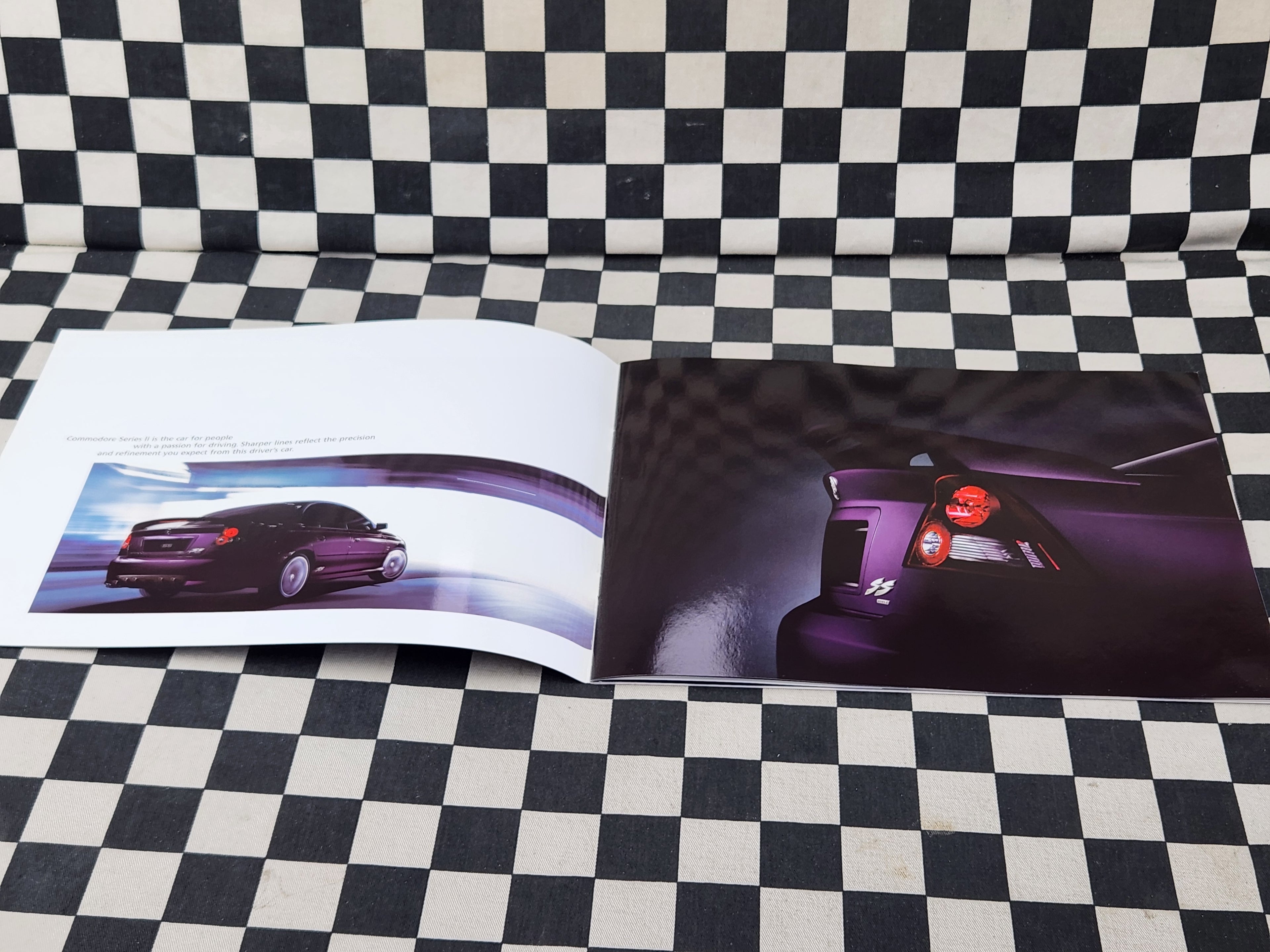 VY Series II Holden Commodore Executive Acclaim SV6 SV8 SS Sales Brochure