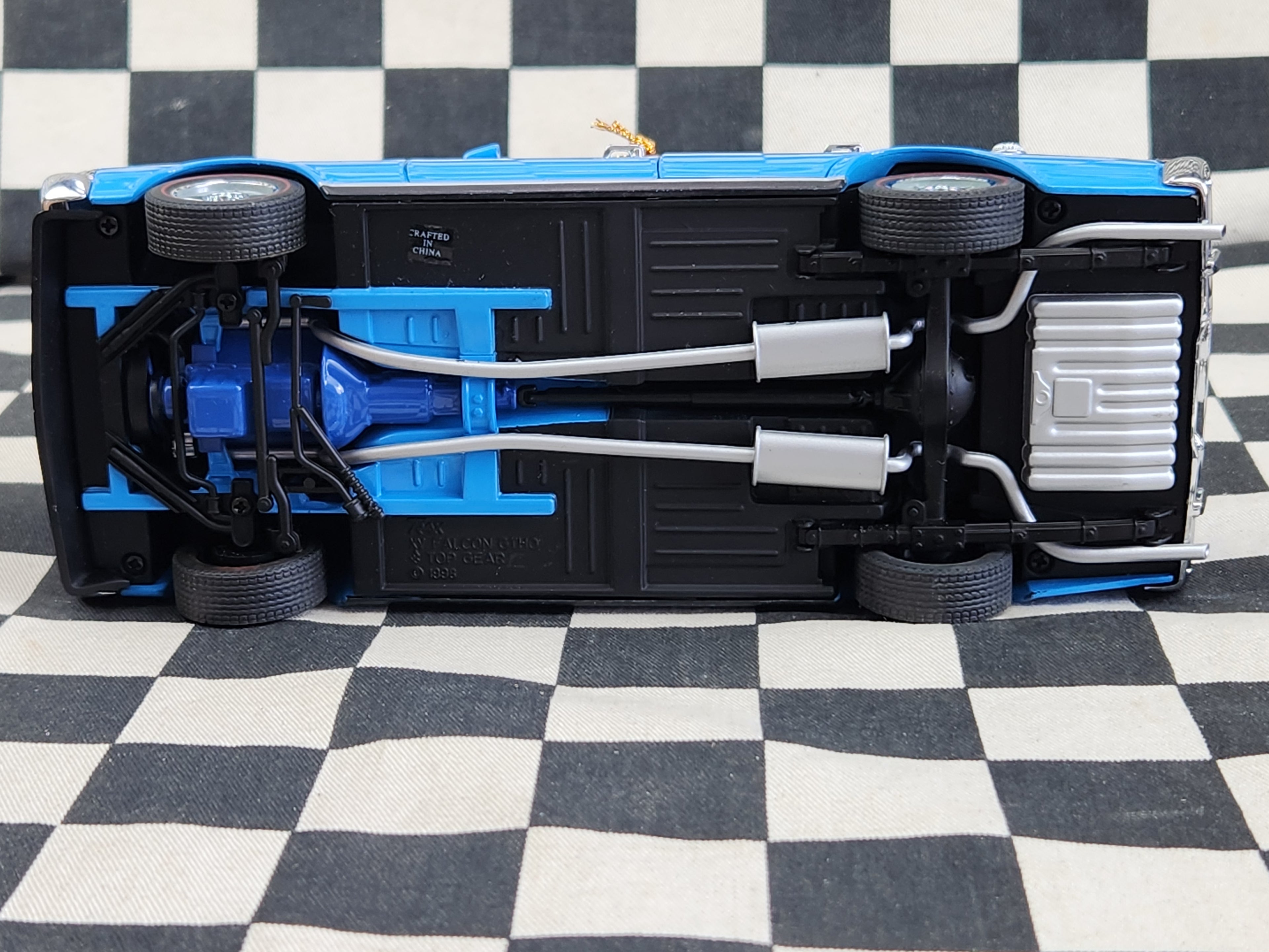 Trax 1:24 Superscale Ford Falcon XY GTHO Phase 3 True Blue