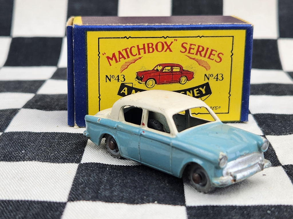 Matchbox Lesney Moko No43 Hillman Minx in Original Box