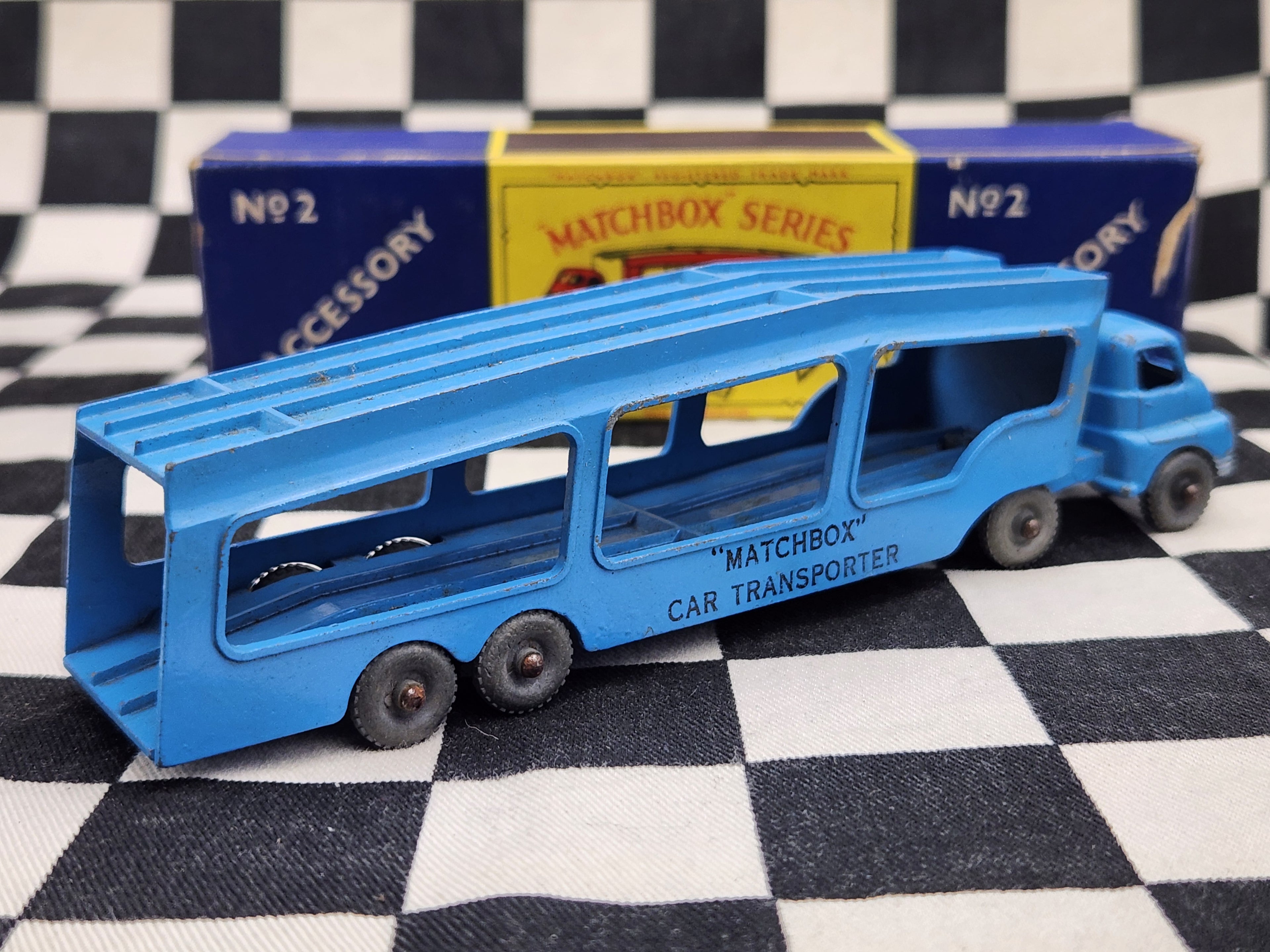 Vintage Matchbox Lesney Accessory Pack No2 Bedford Car Carrier in Original Box
