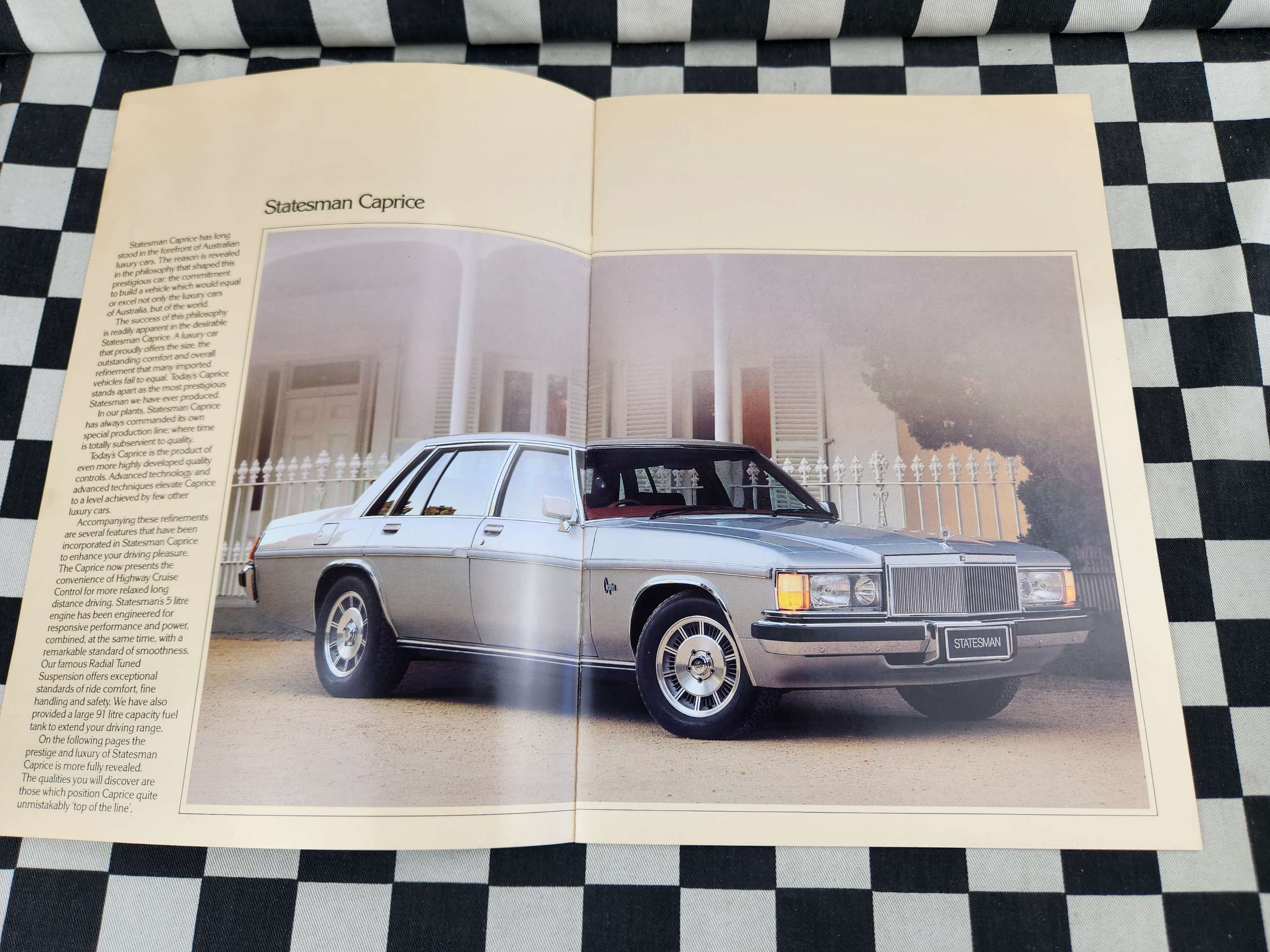 Genuine Holden WB Statesman DeVille & Caprice Sales Brochure