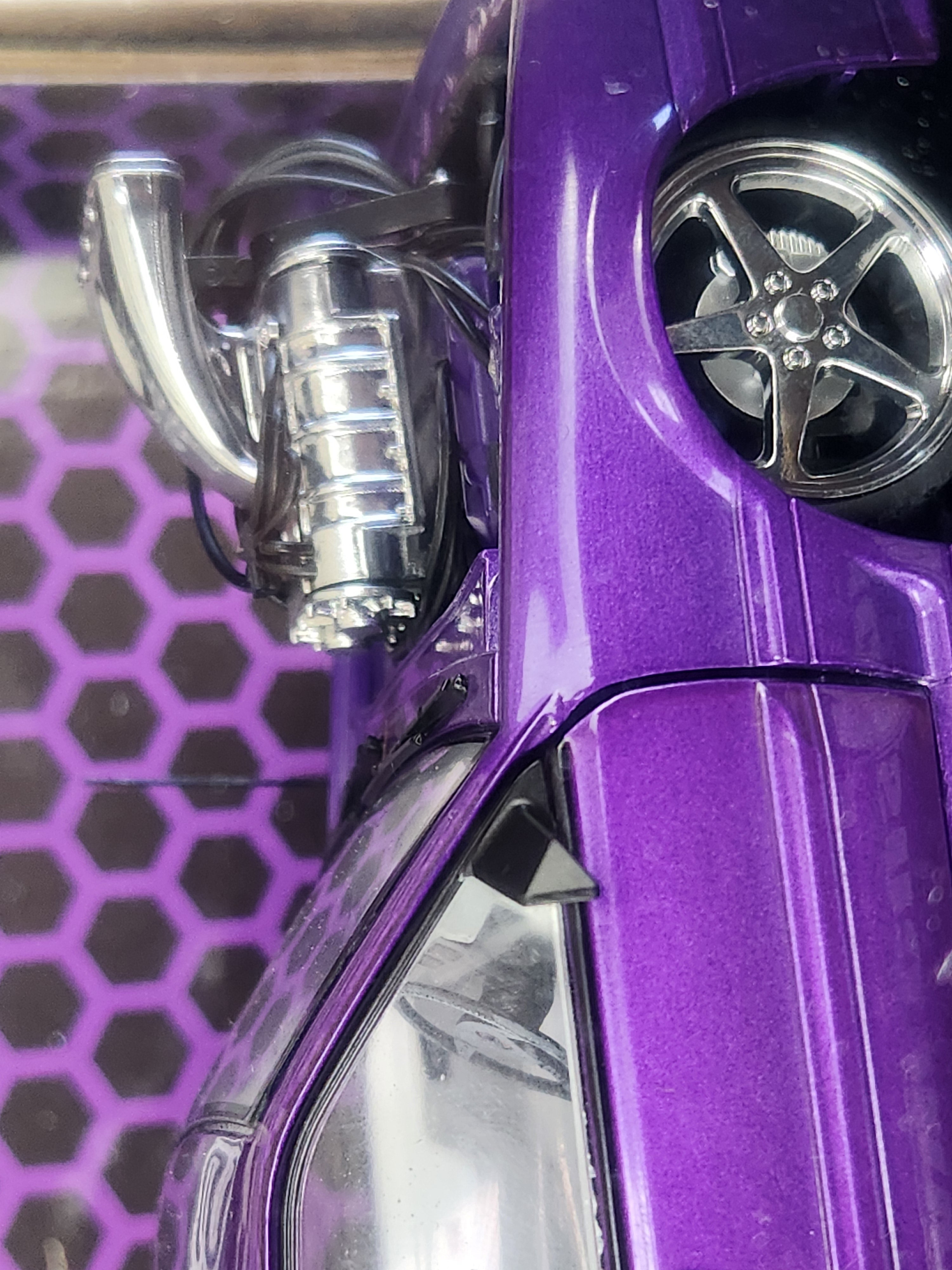 DDA 1:24 Holden Commodore VL Walkinshaw Custom Blown V8 Purple