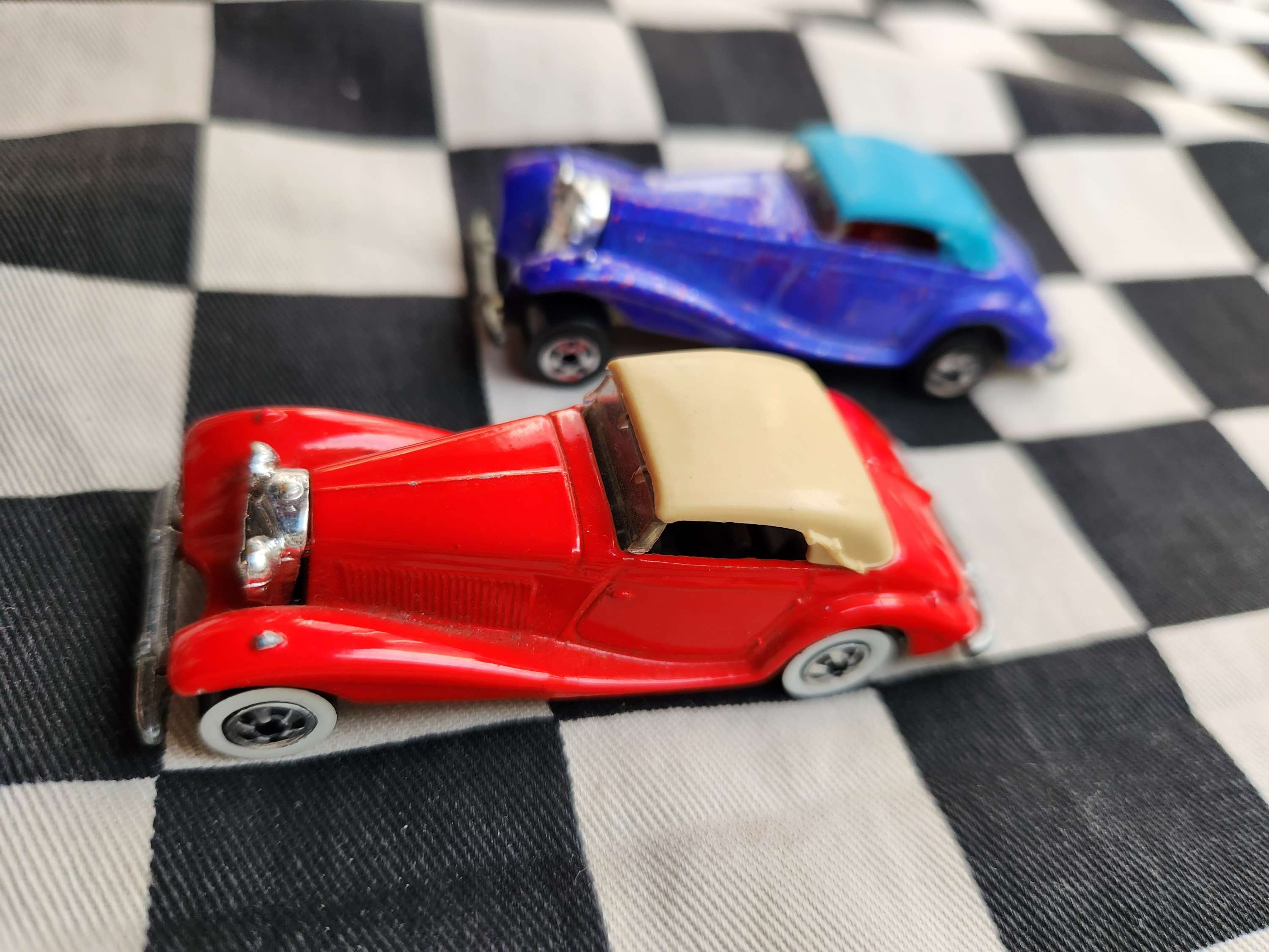 Hot Wheels Loose Mercedes Benz 540k Your Choice ofBlue Blackwalls Red Whitewalls