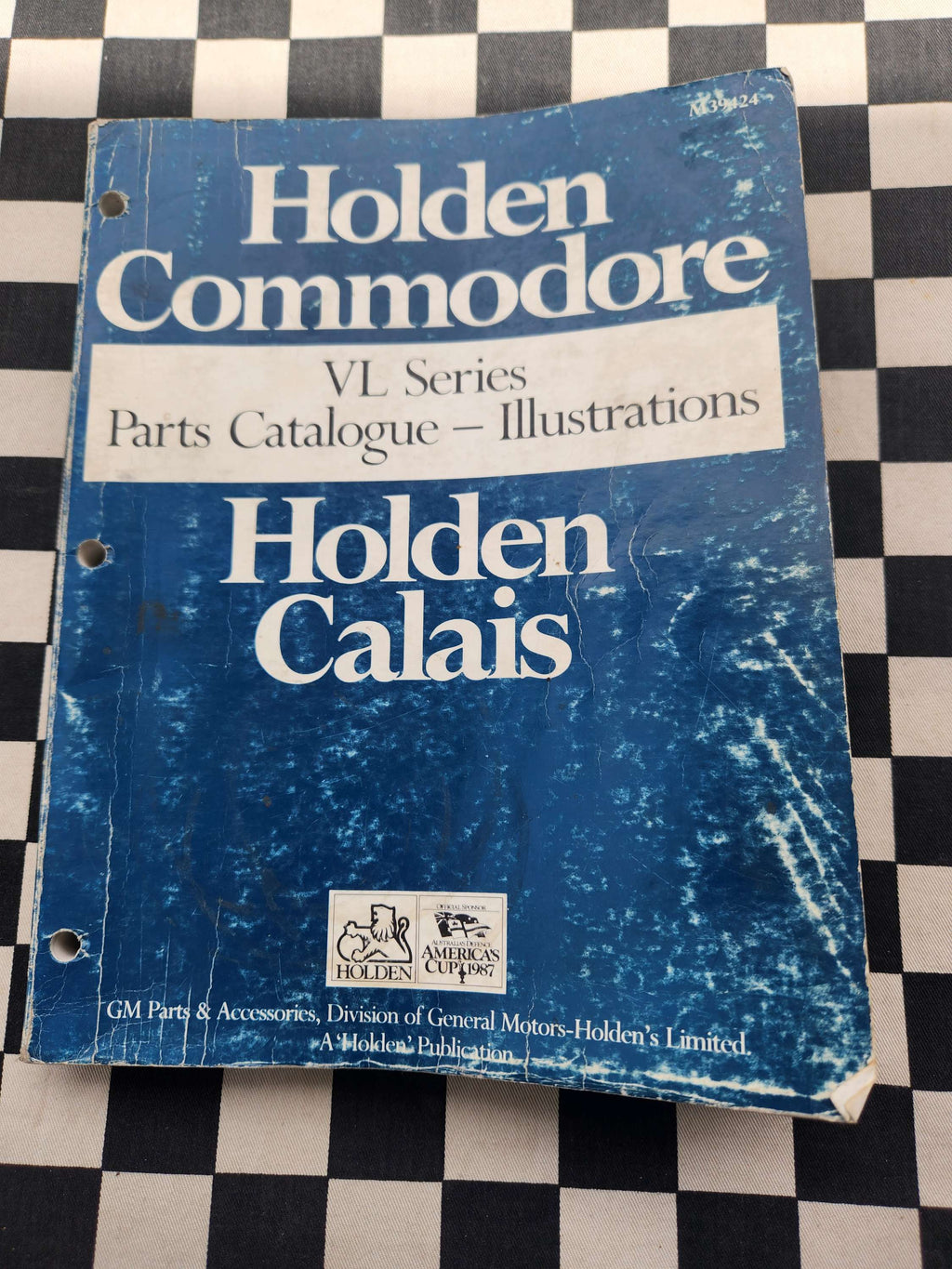 Genuine Holden VL Commodore /Calais Illustrated Parts Catalogue