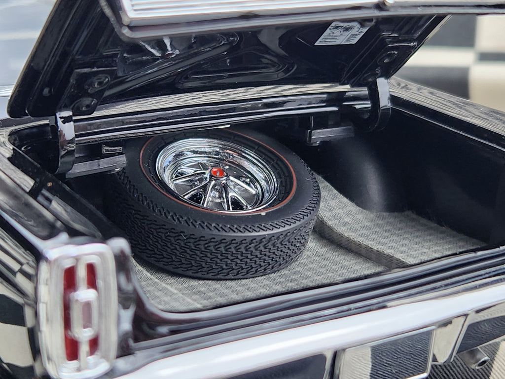 1/18 GMP 1966 Ford Fairlane GTA Black
