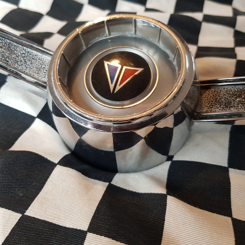 Original Chrysler Valiant Ve Horn Bar