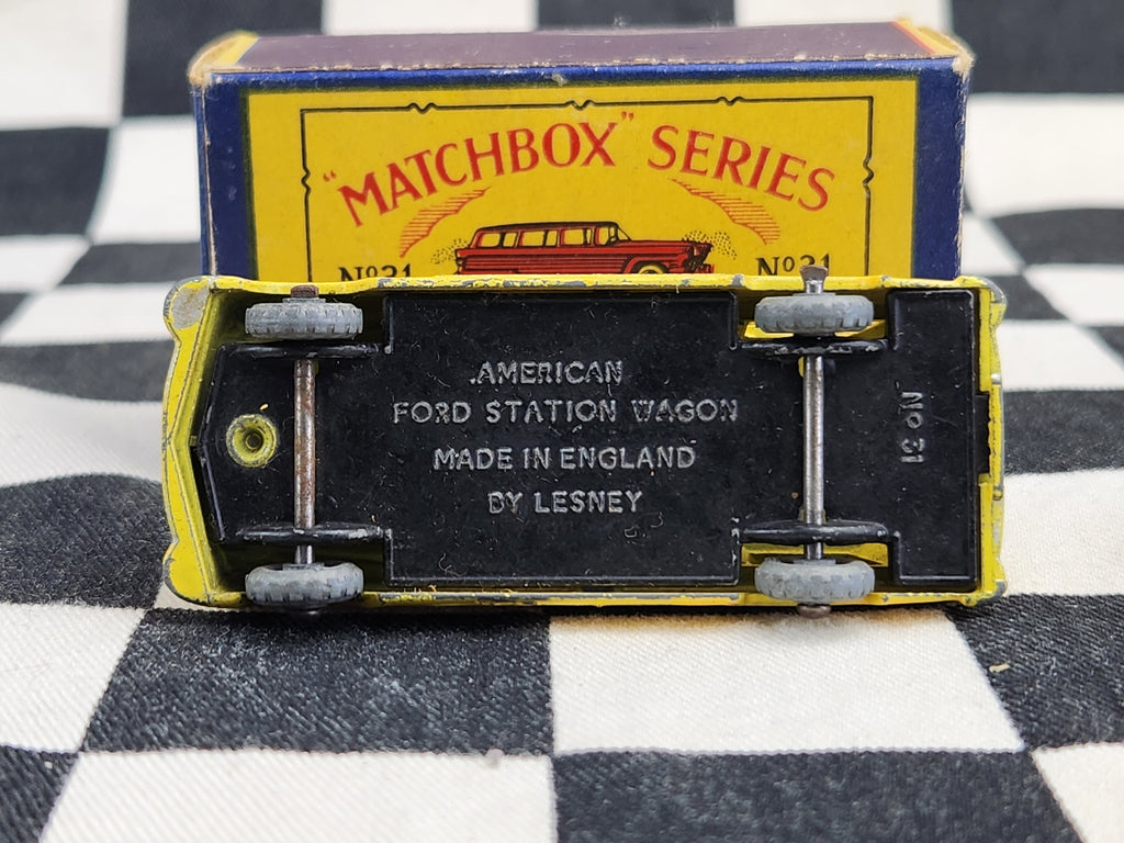 Matchbox Lesney Moko No31 Ford Station Wagon in Original Box