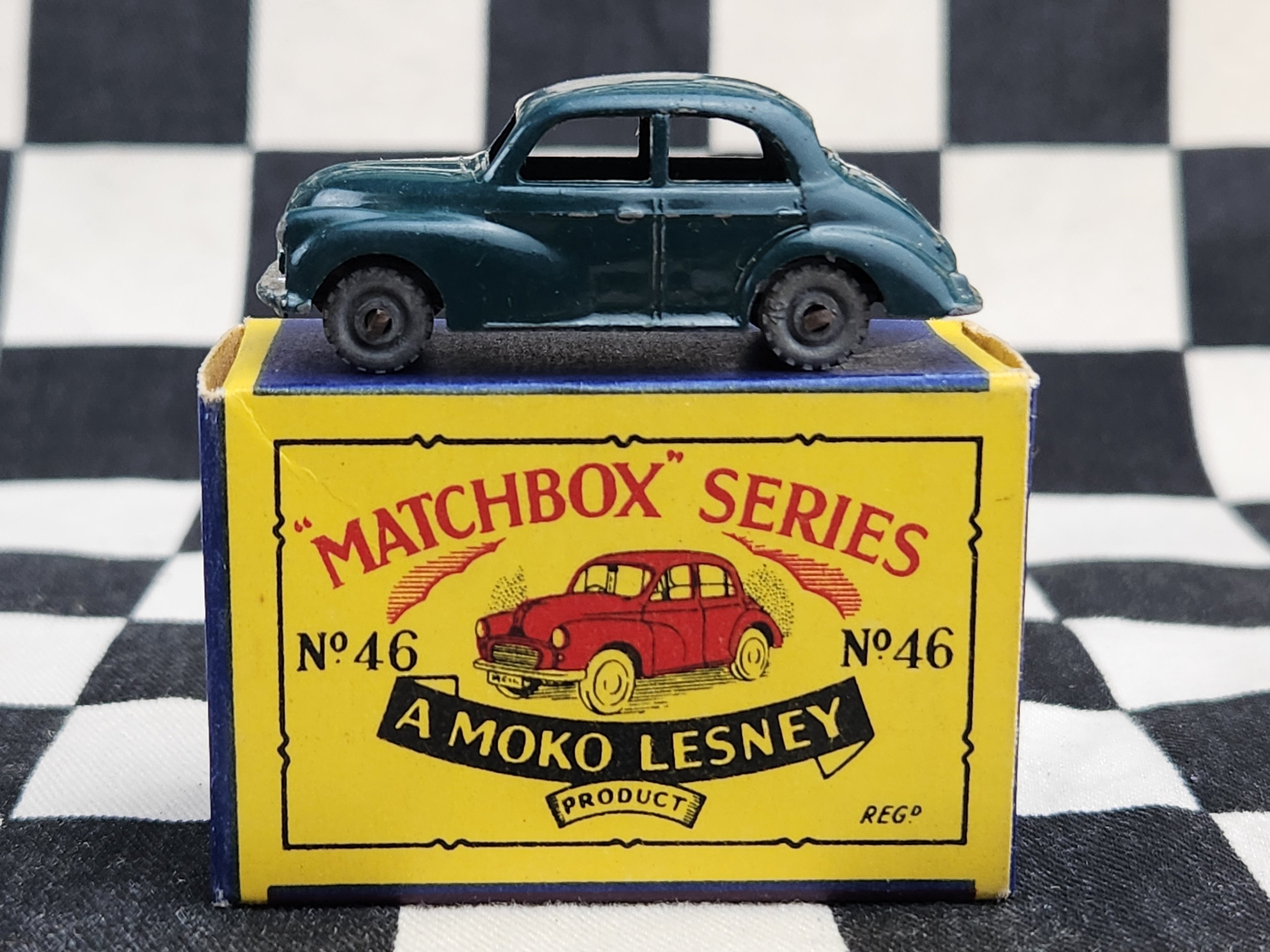 Matchbox Lesney Moko No46 Morris Minor in Original Box
