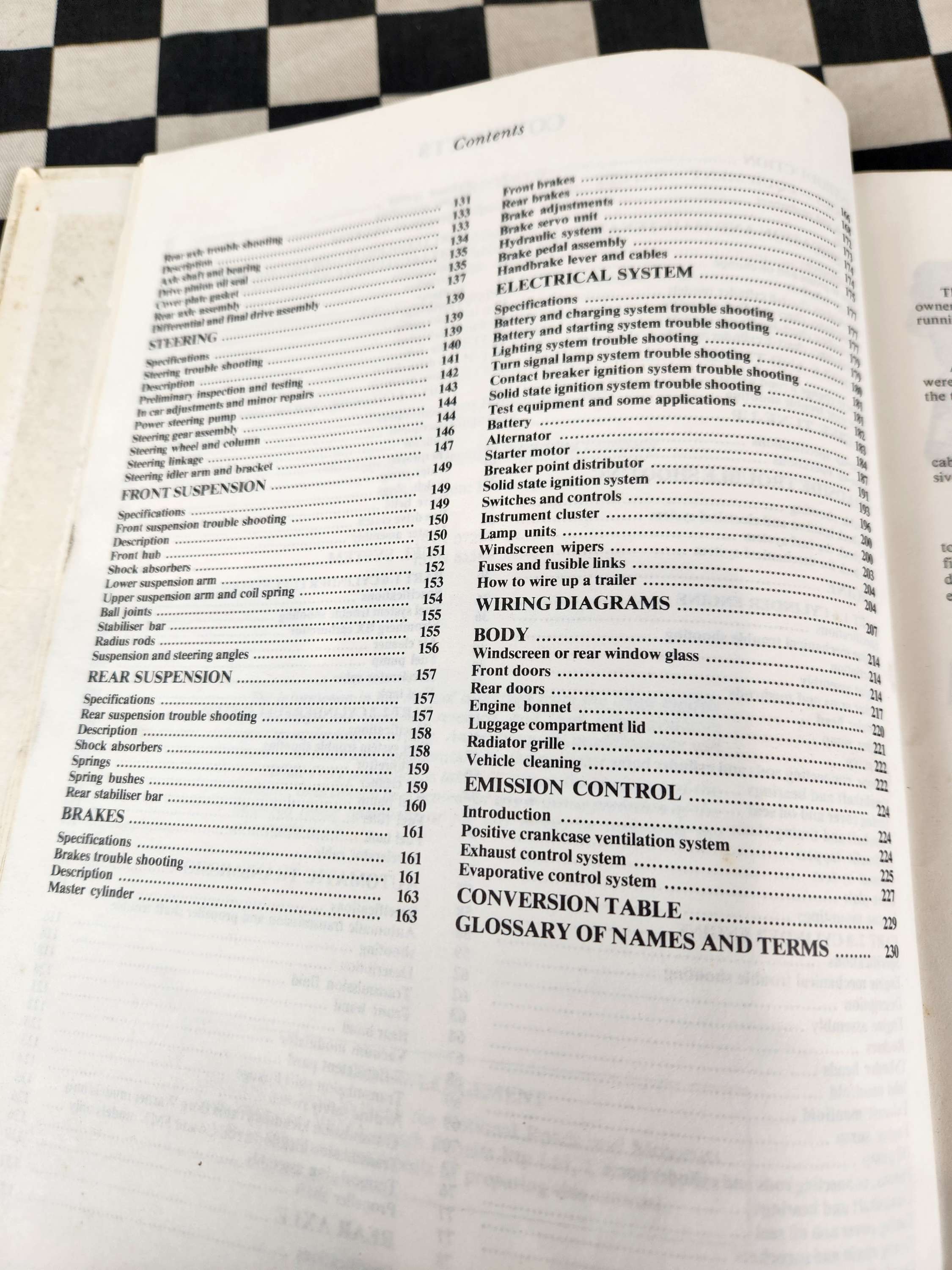 Fairlane ZJ LTD FC V8 & 6cyl Workshop Manual