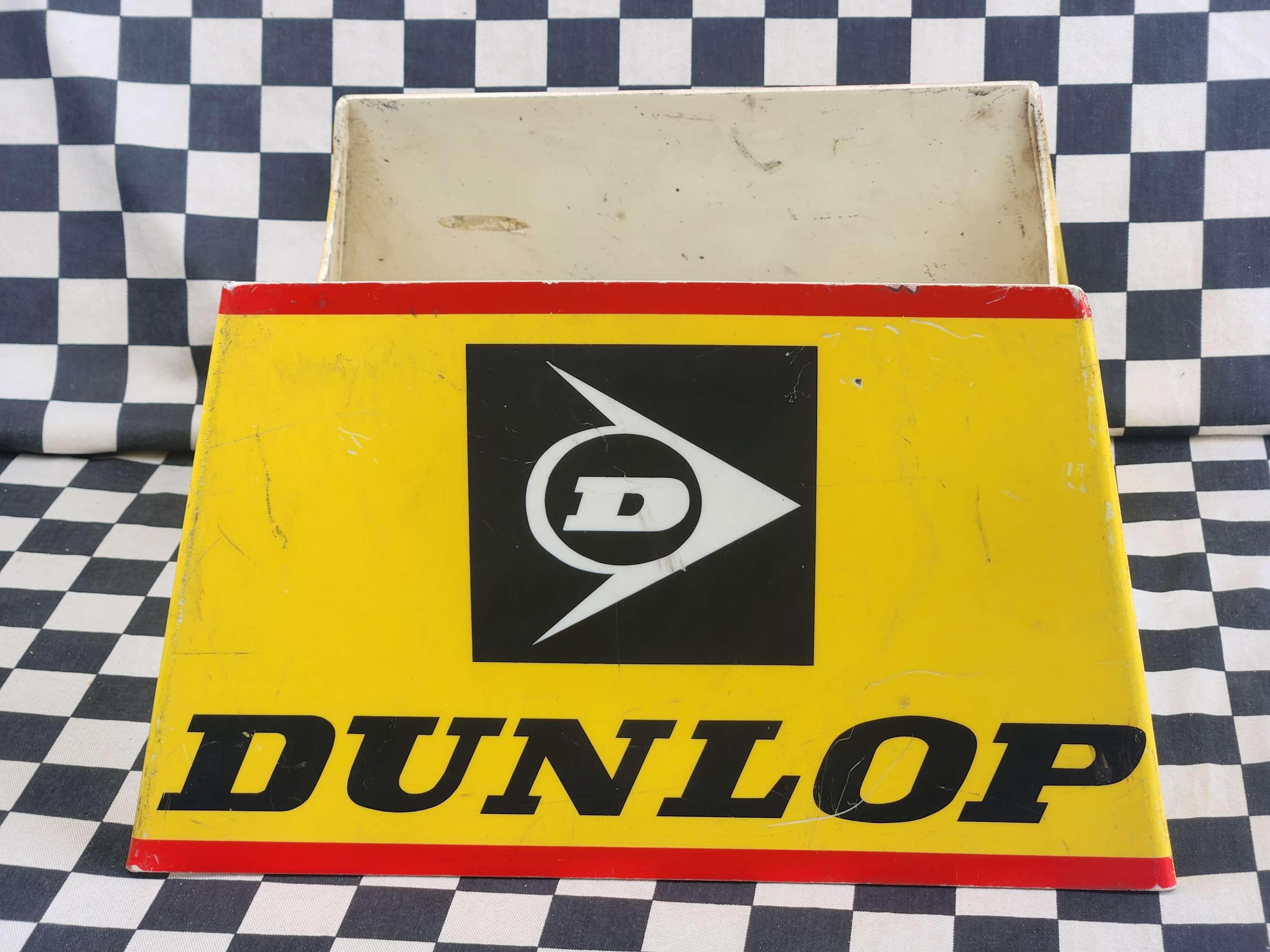 Dunlop Tyre Display Stand Advertising Mancave Collectable