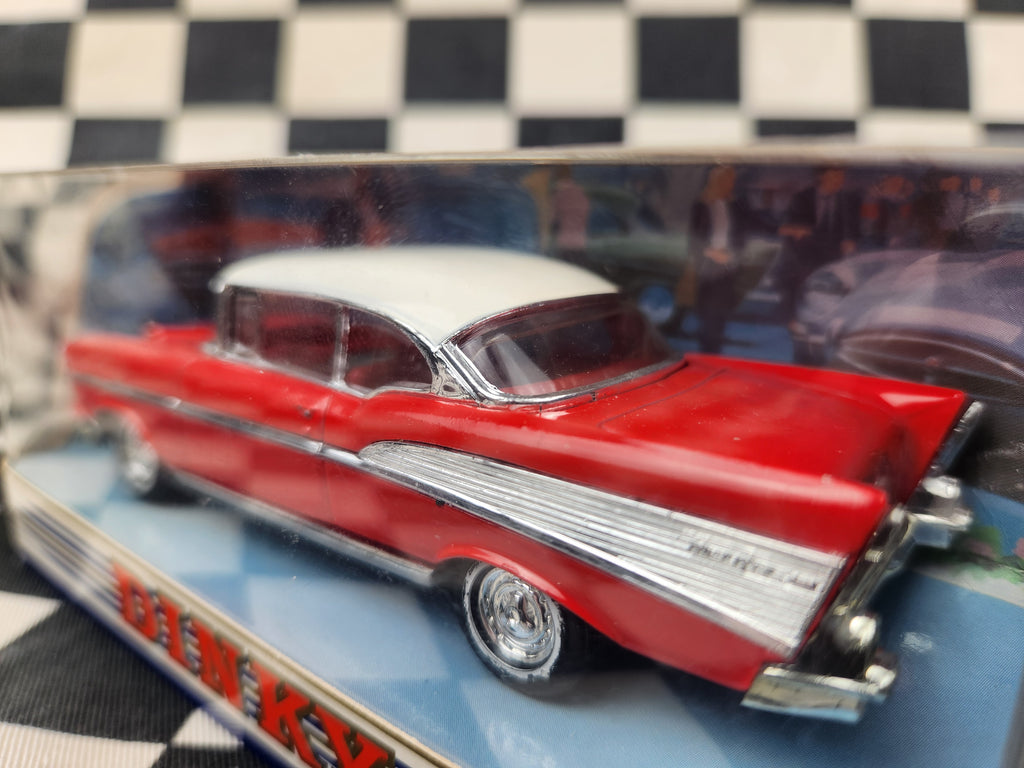 Matchbox Dinky 1:43 1957 Chevrolet Bel Air