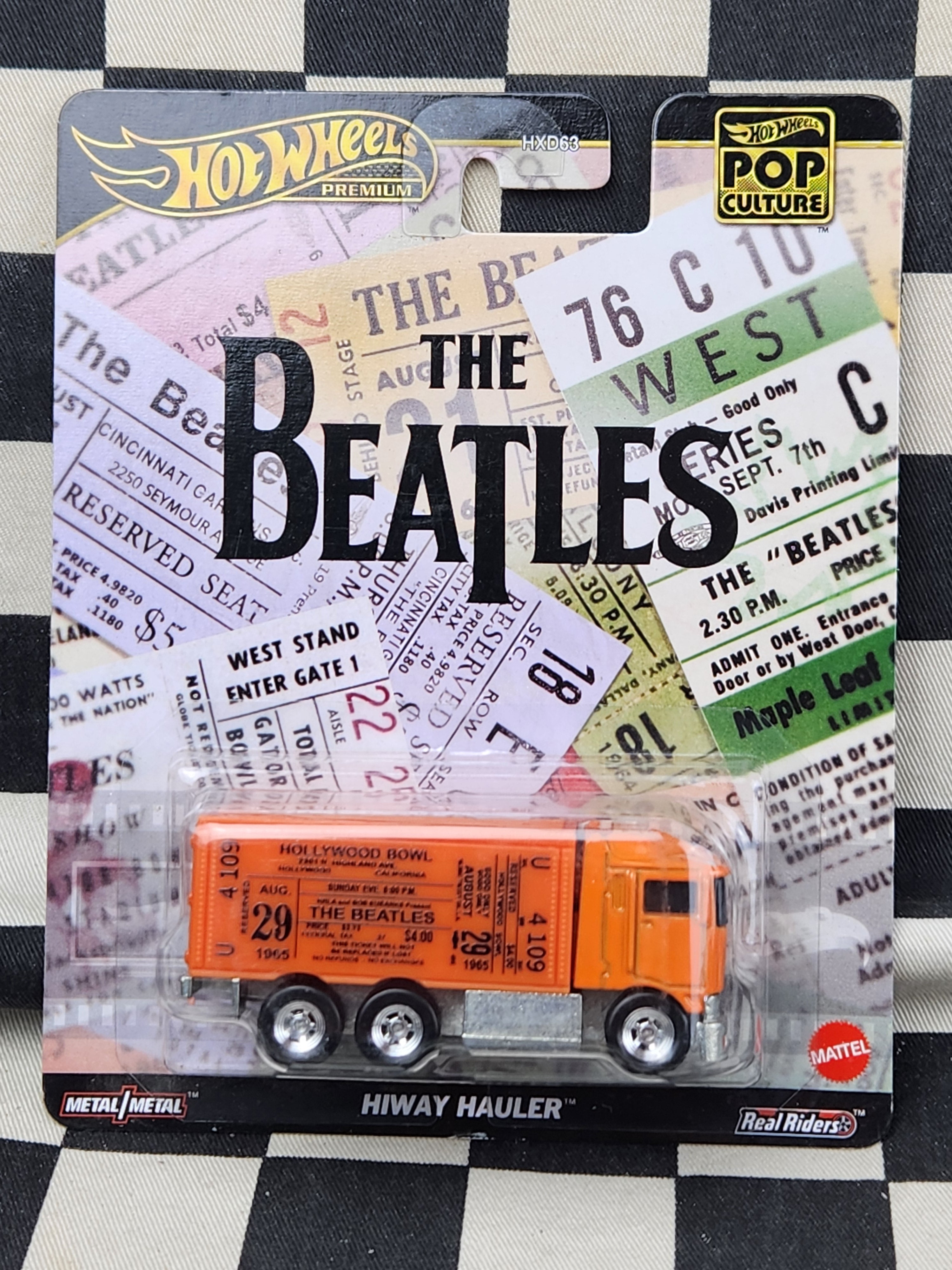 Hot Wheels Premium The Beatles Hiway Hauler Truck
