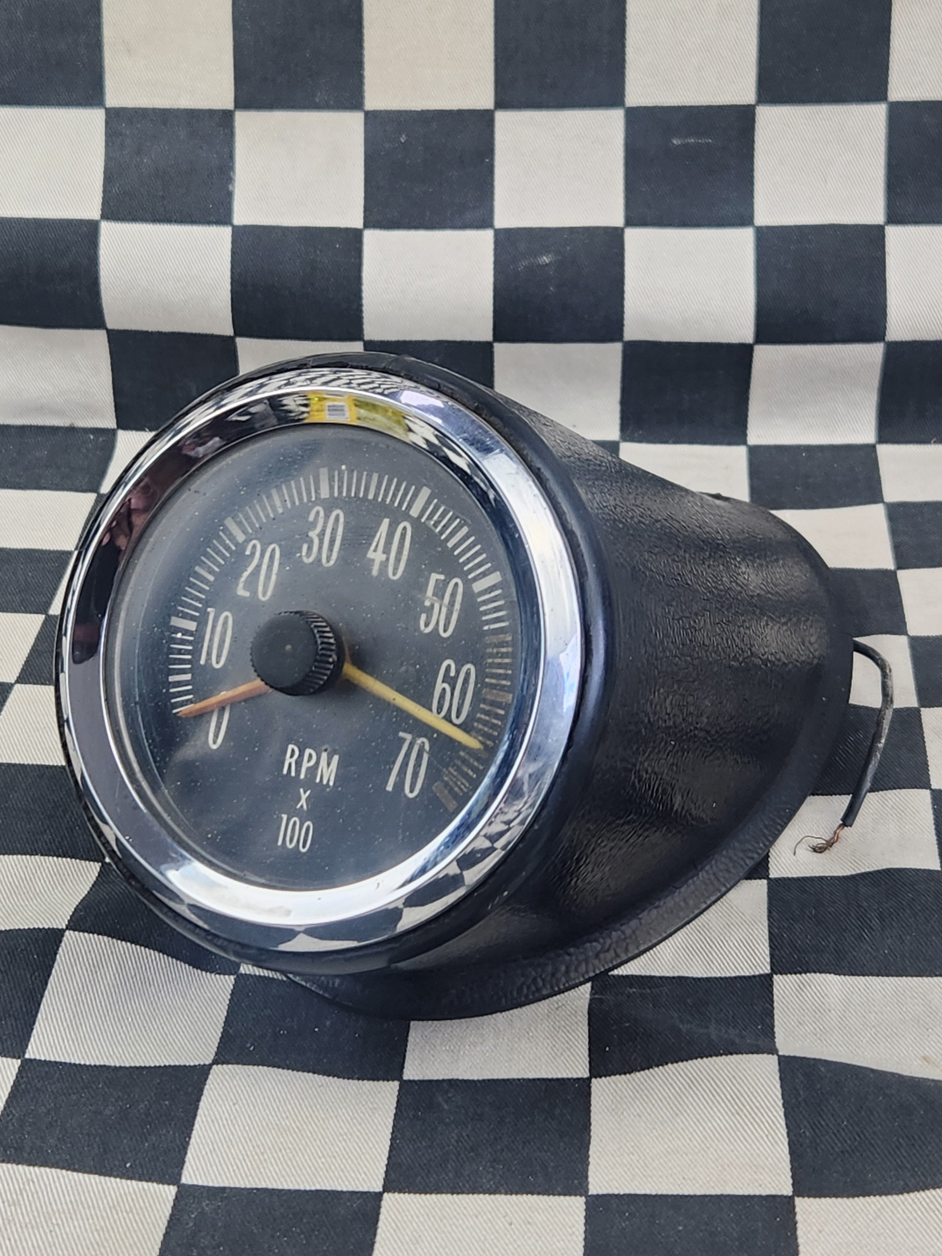 Genuine Holden HK GTS Console Tacho