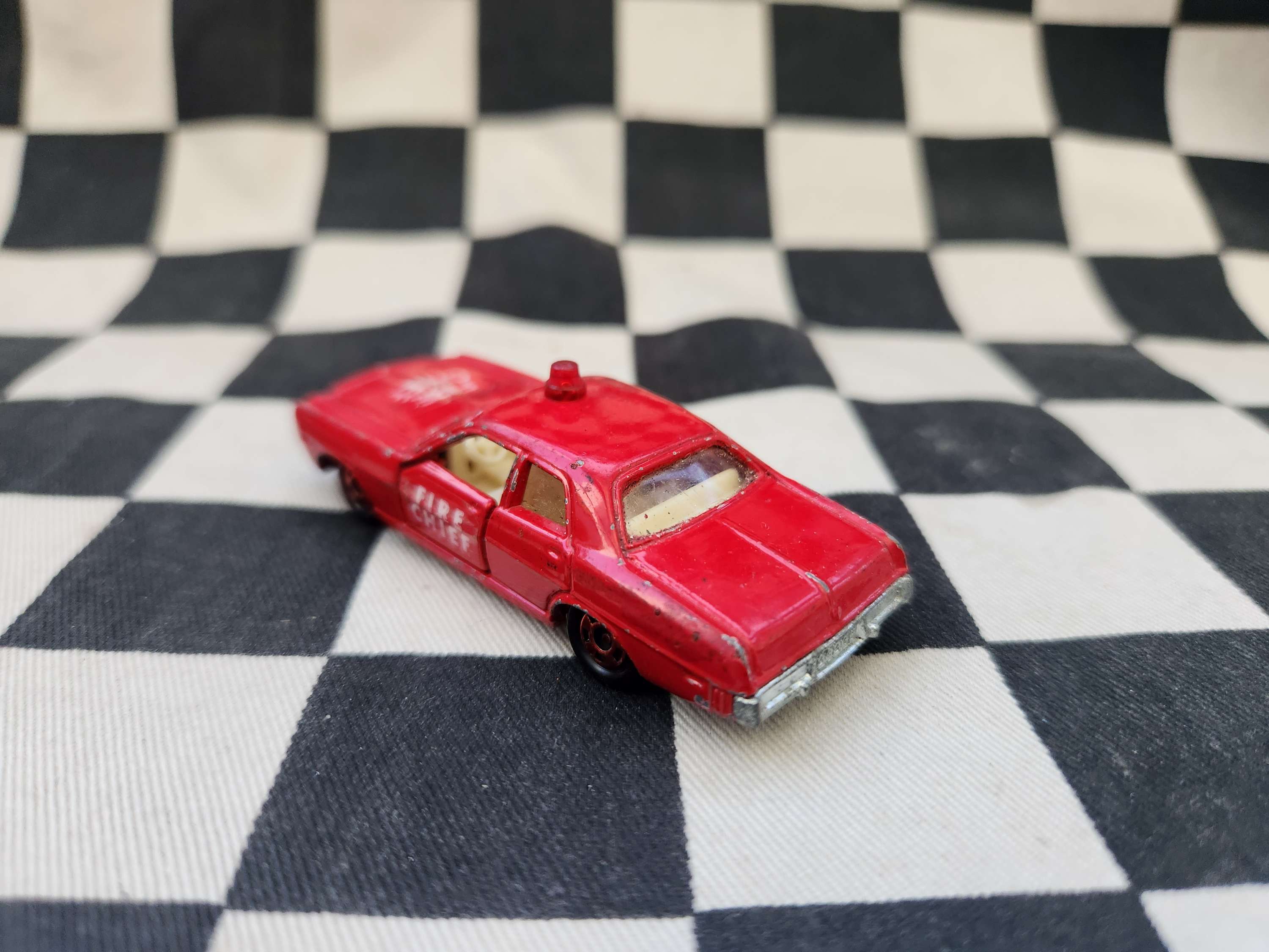 Vintage Loose Tomica Dodge Coronet Custom Fire Chief